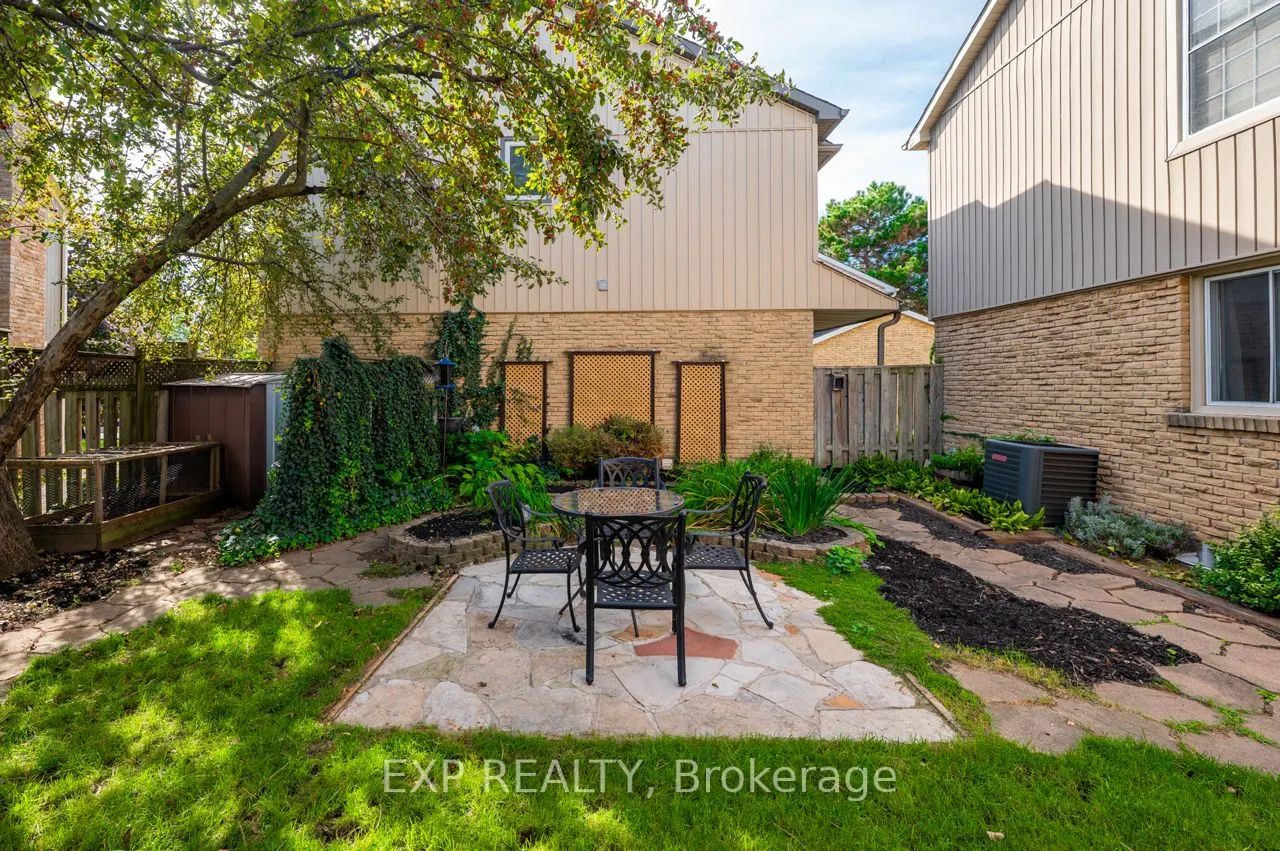 35 Neuchatel Place, #35