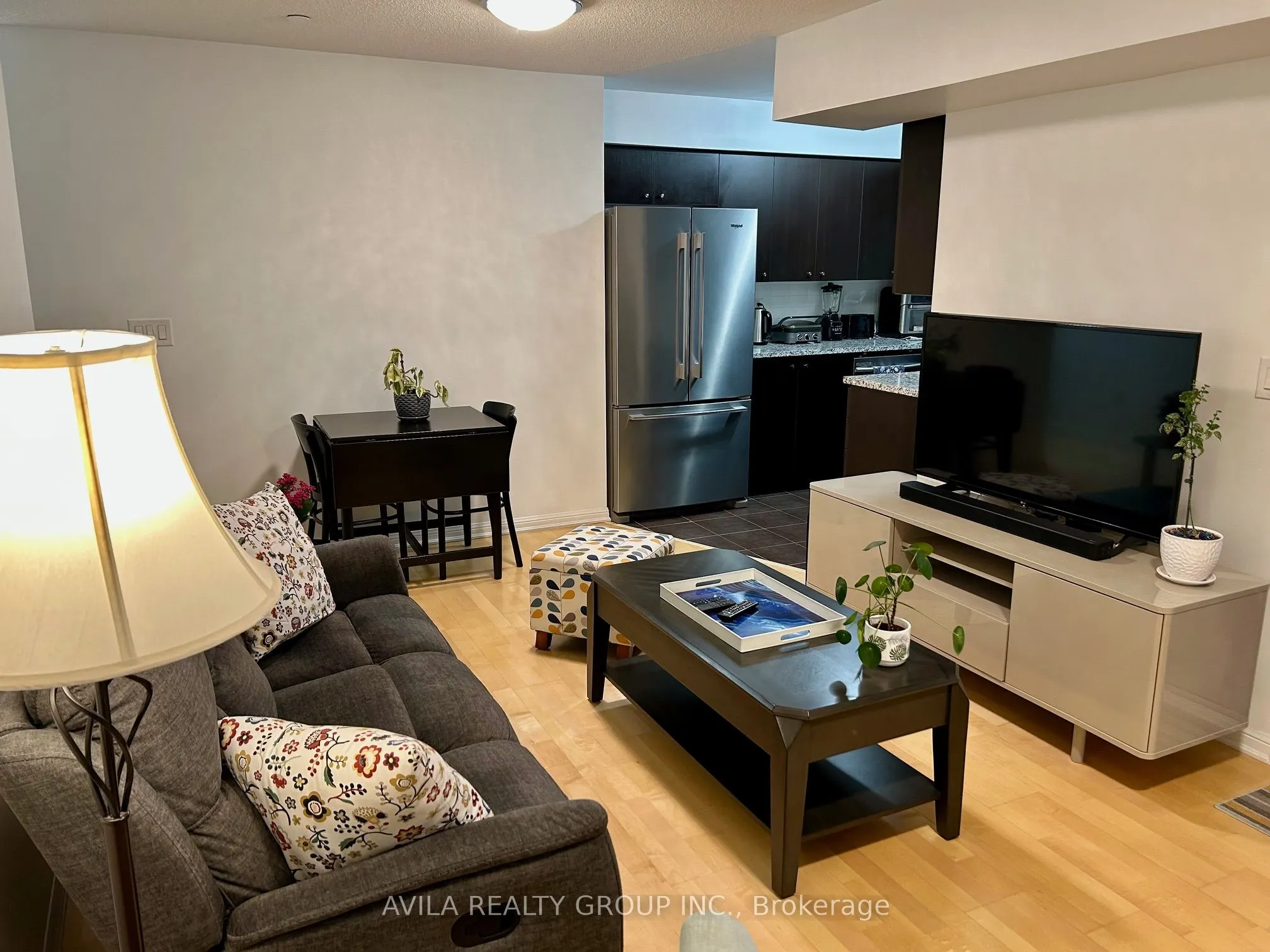 1045 Nadalin Heights, #210