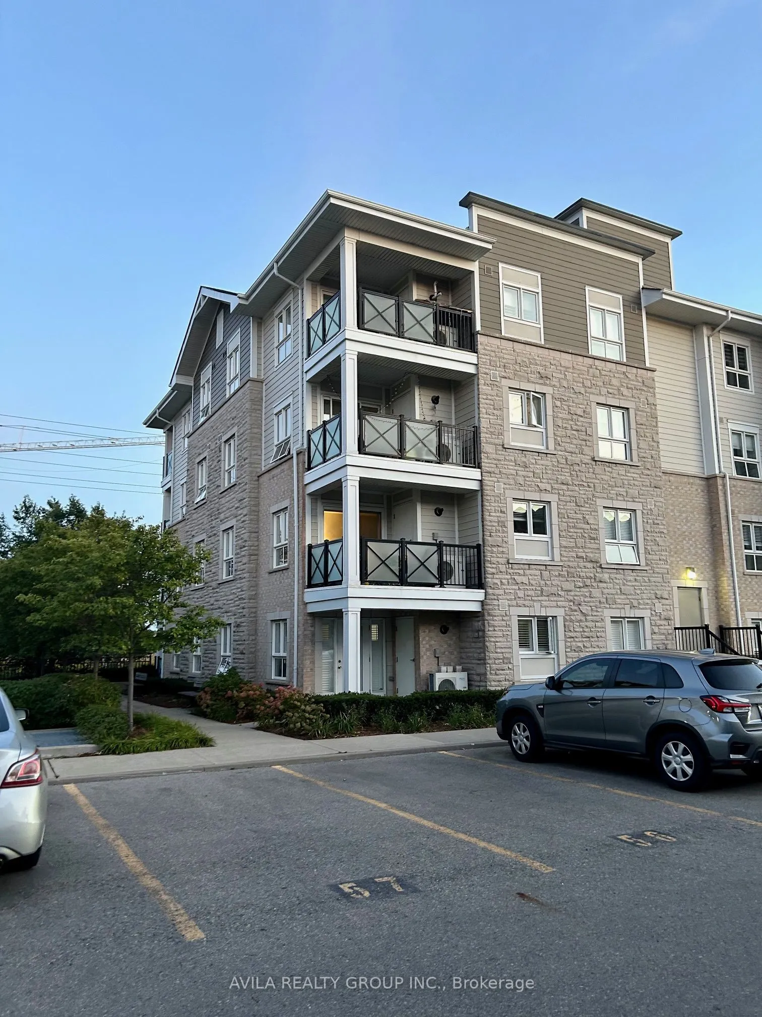 1045 Nadalin Heights, #210