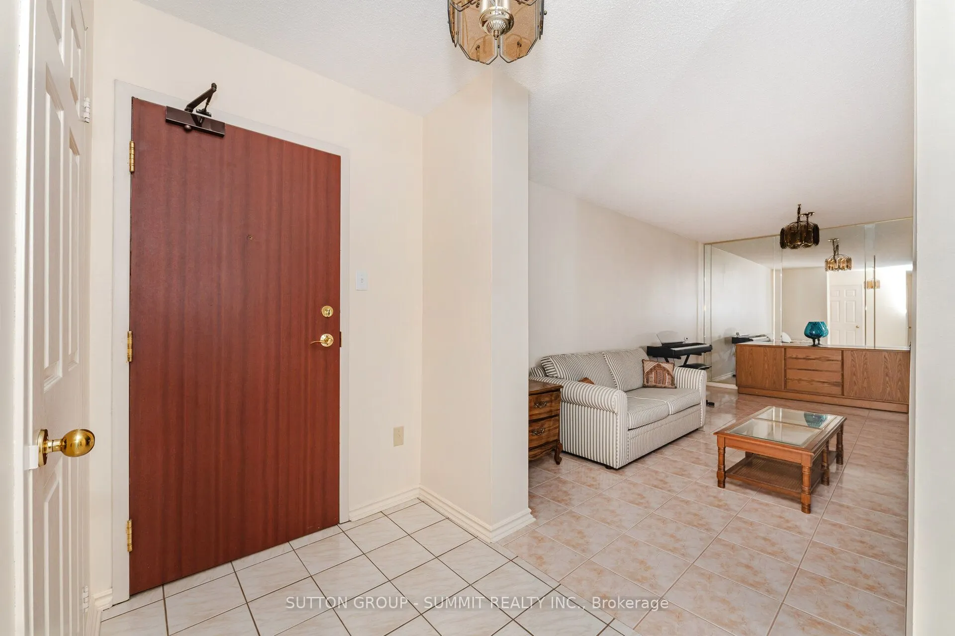 100 County Court Boulevard, #1005