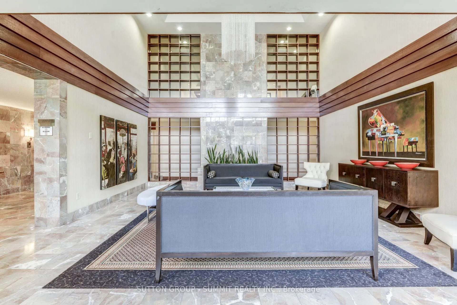 100 County Court Boulevard, #1005