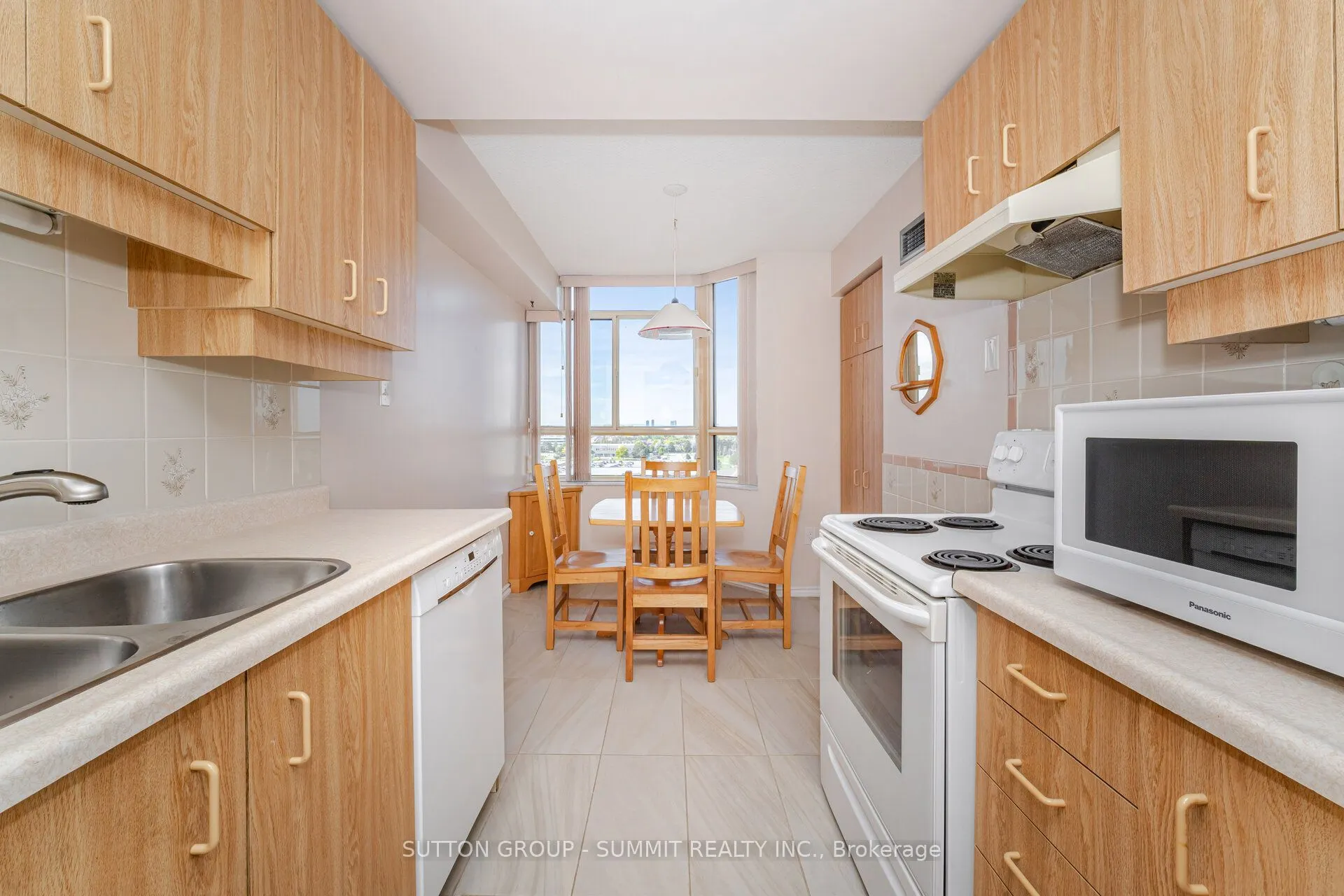 100 County Court Boulevard, #1005