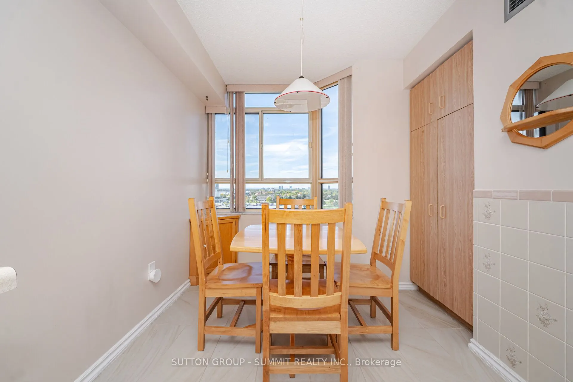 100 County Court Boulevard, #1005