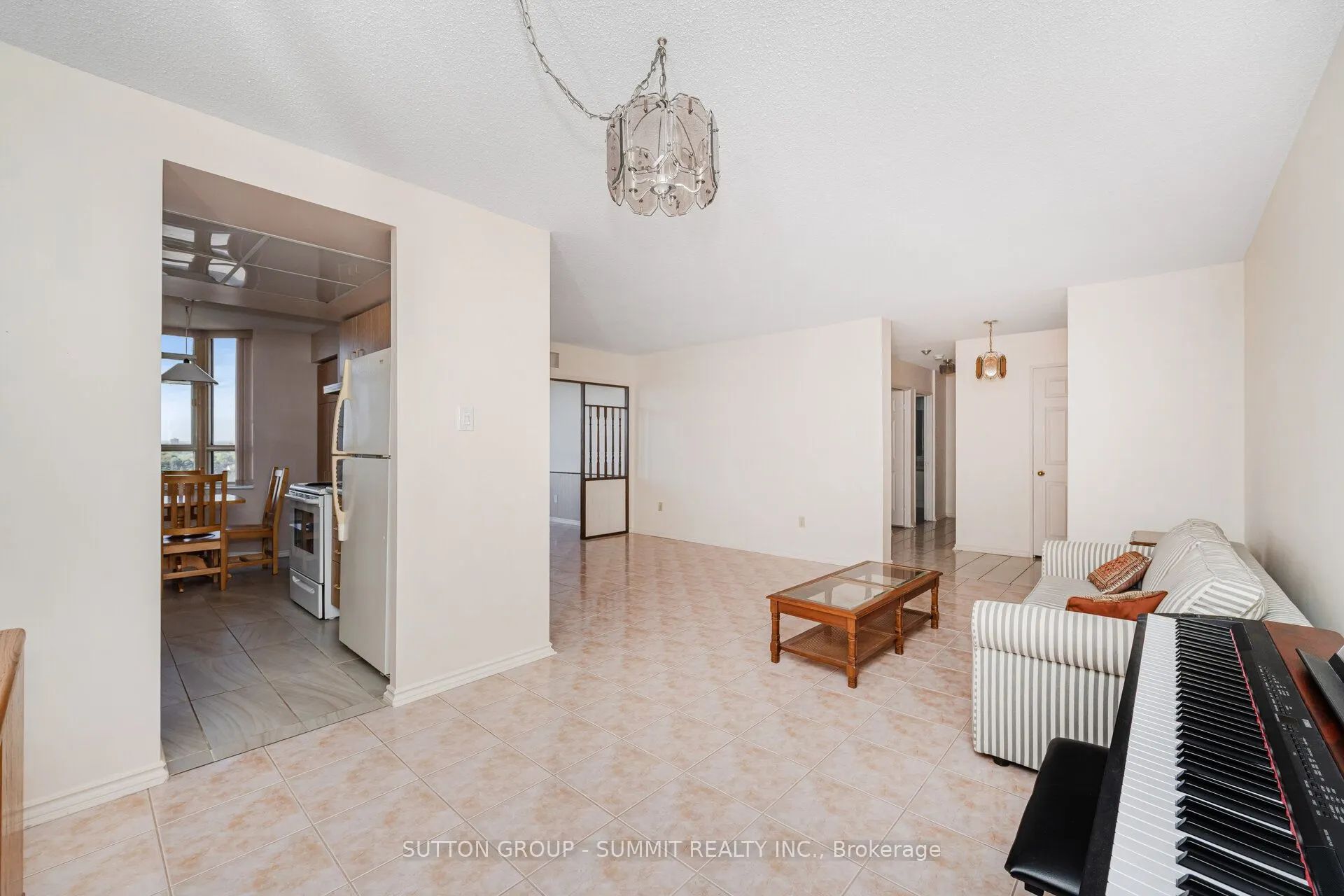 100 County Court Boulevard, #1005