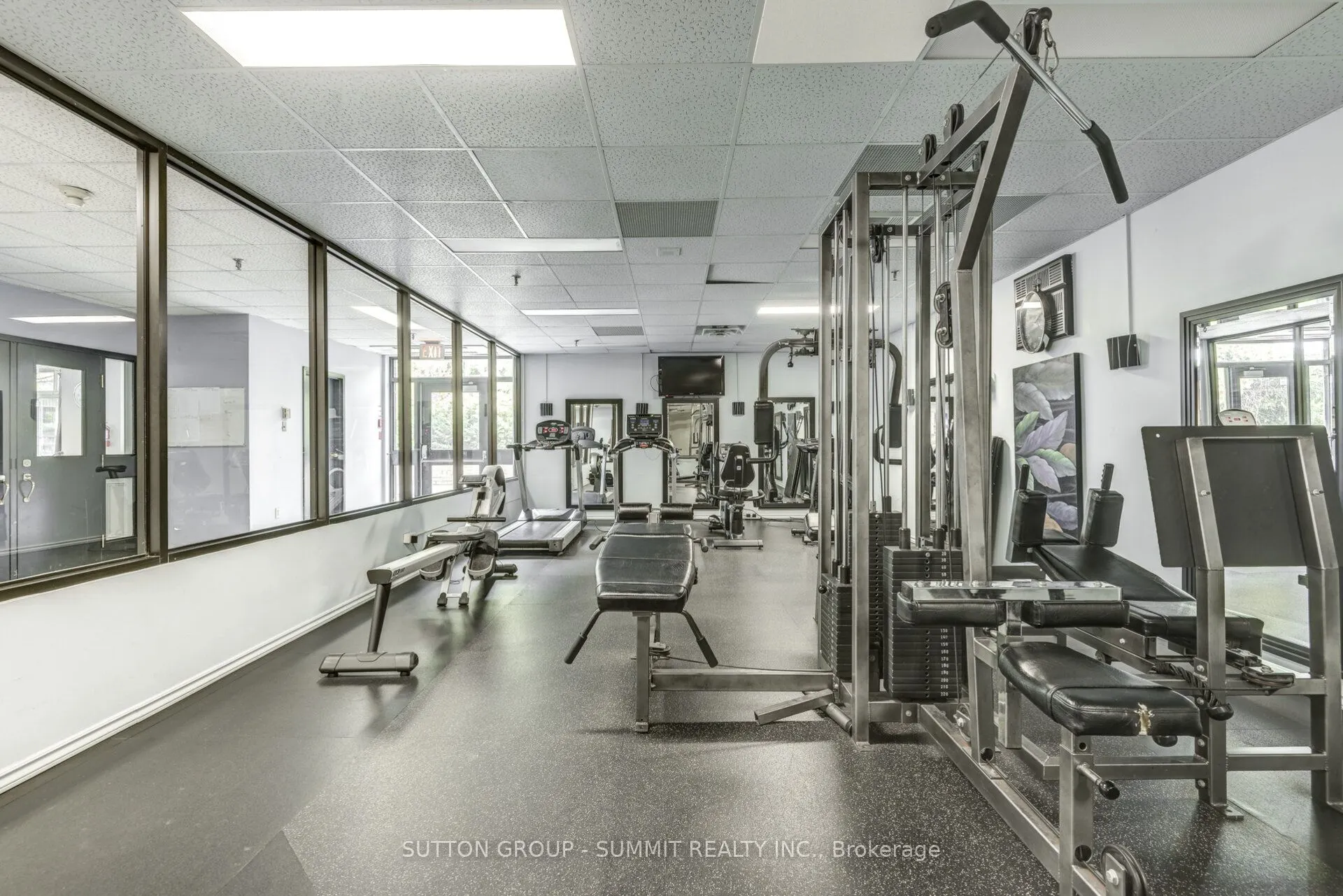 100 County Court Boulevard, #1005
