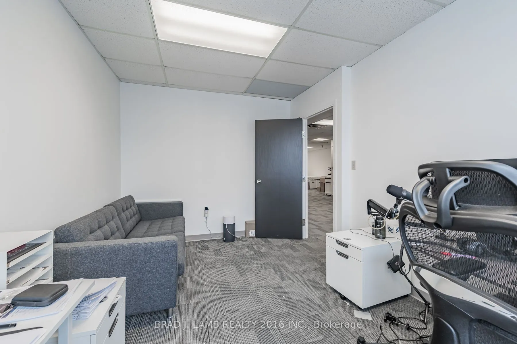 2600 Skymark Avenue, #5-201
