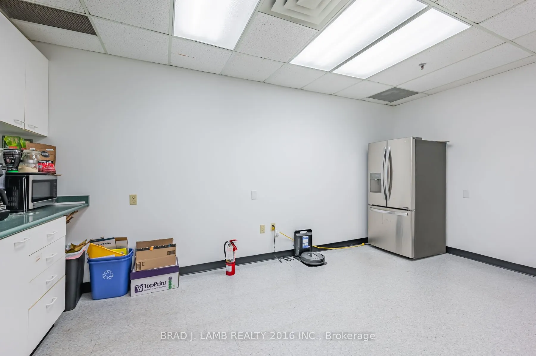 2600 Skymark Avenue, #5-201