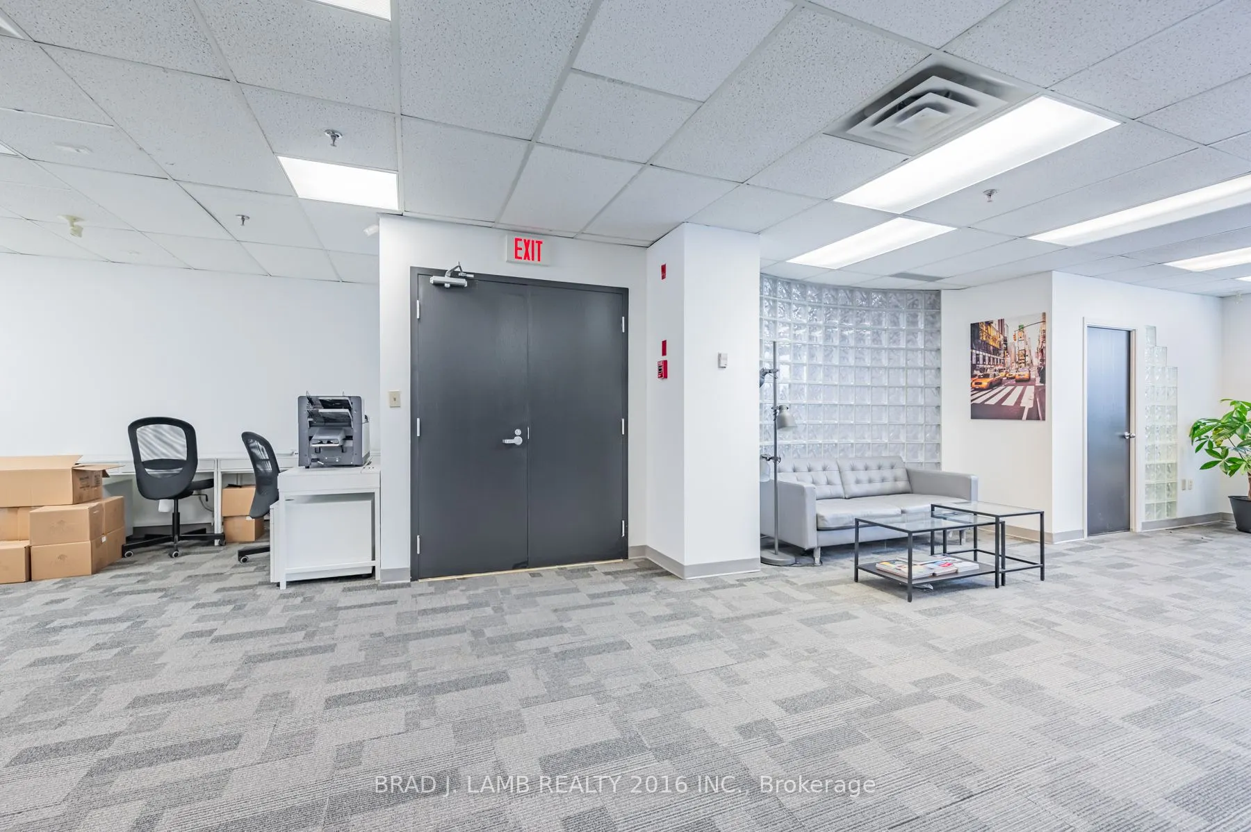 2600 Skymark Avenue, #5-201