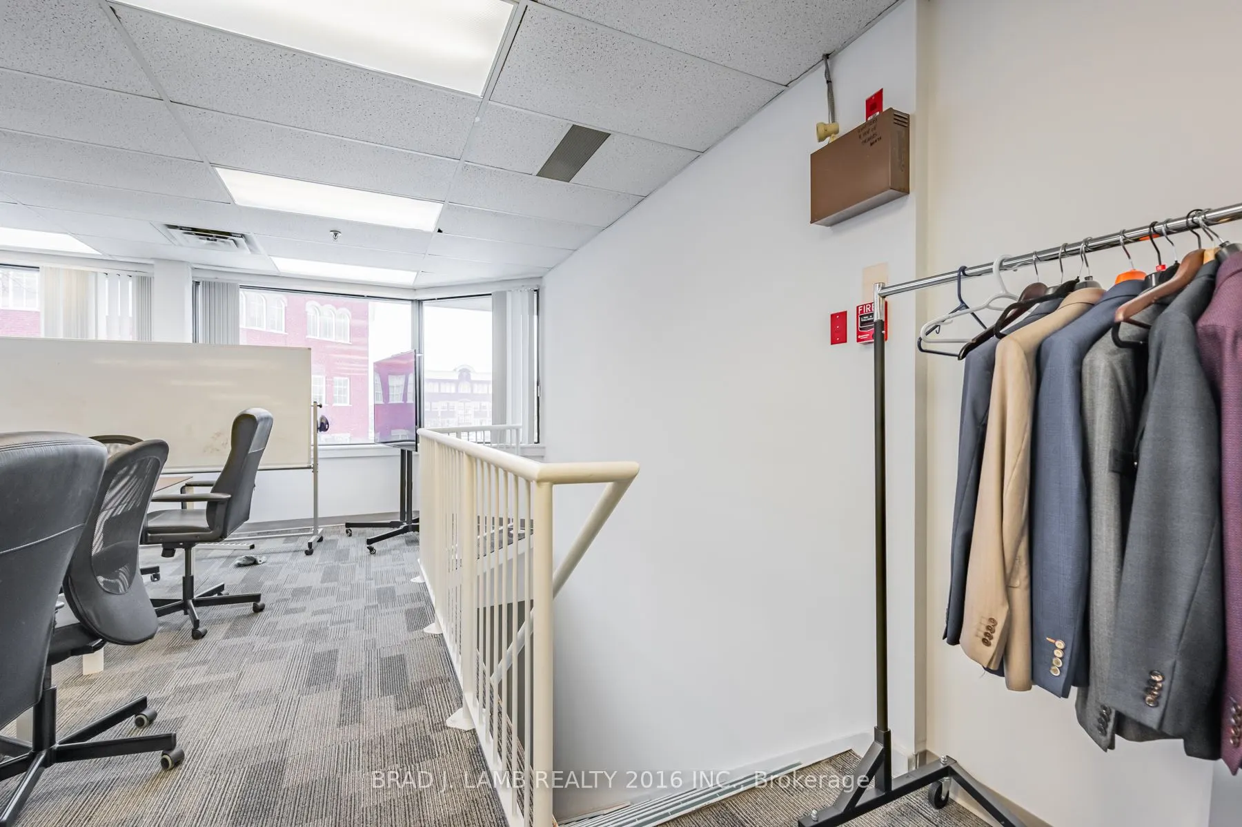 2600 Skymark Avenue, #5-201