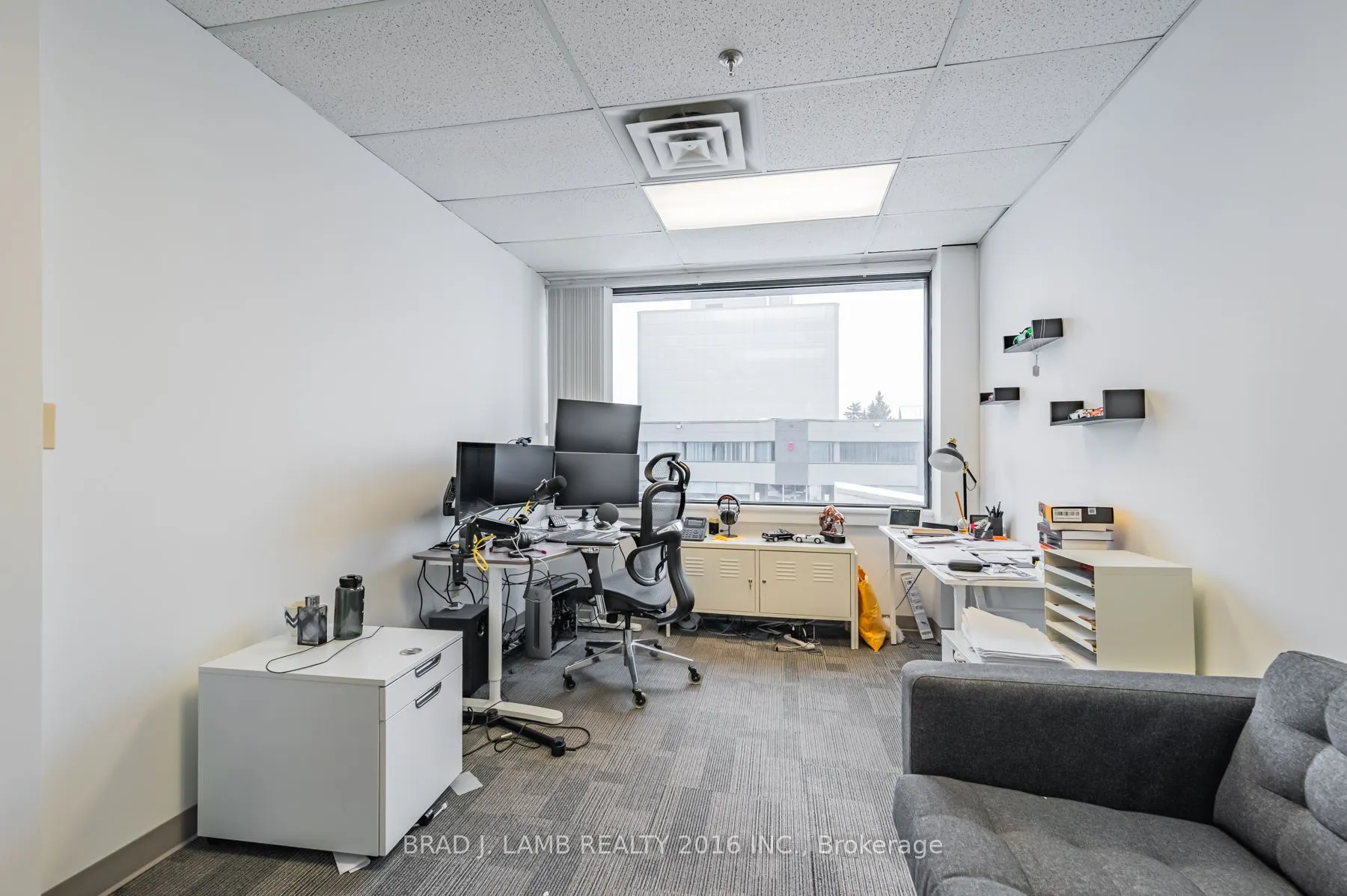 2600 Skymark Avenue, #5-201