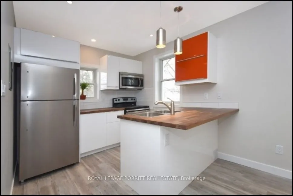 3411 Lake Shore Boulevard W, #4