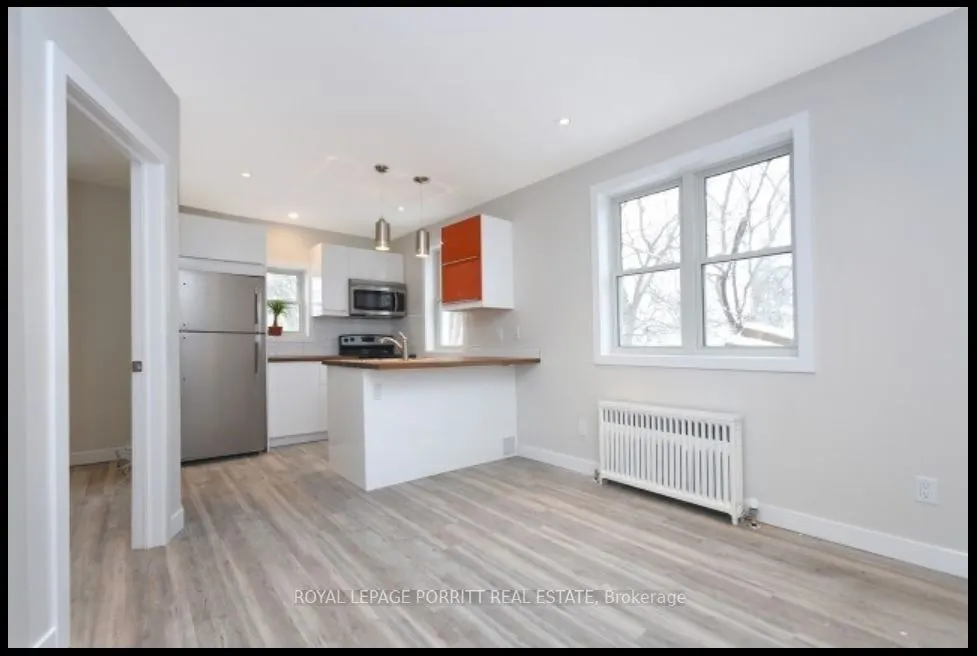 3411 Lake Shore Boulevard W, #4