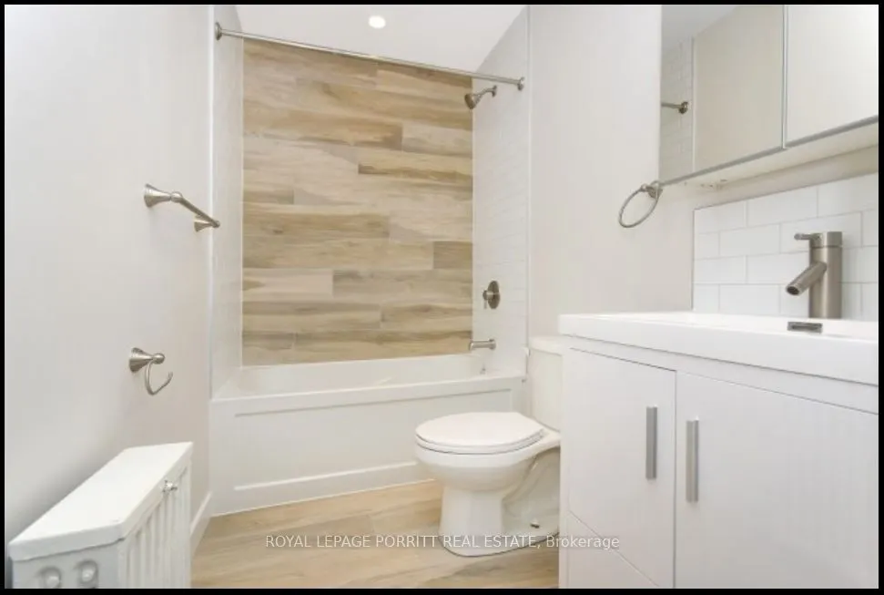 3411 Lake Shore Boulevard W, #4