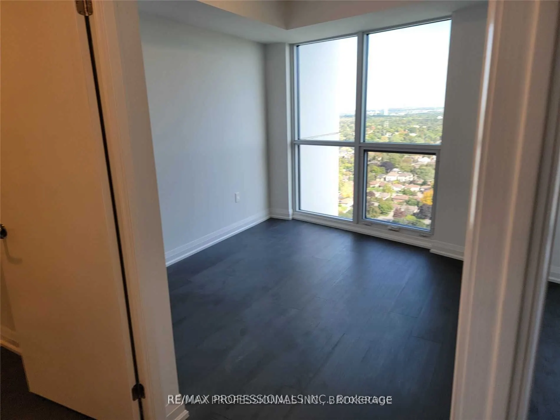 30 Gibbs Road, #3006