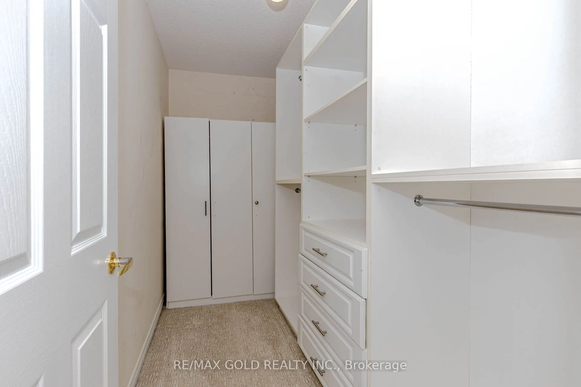 22 Ungava Bay Road