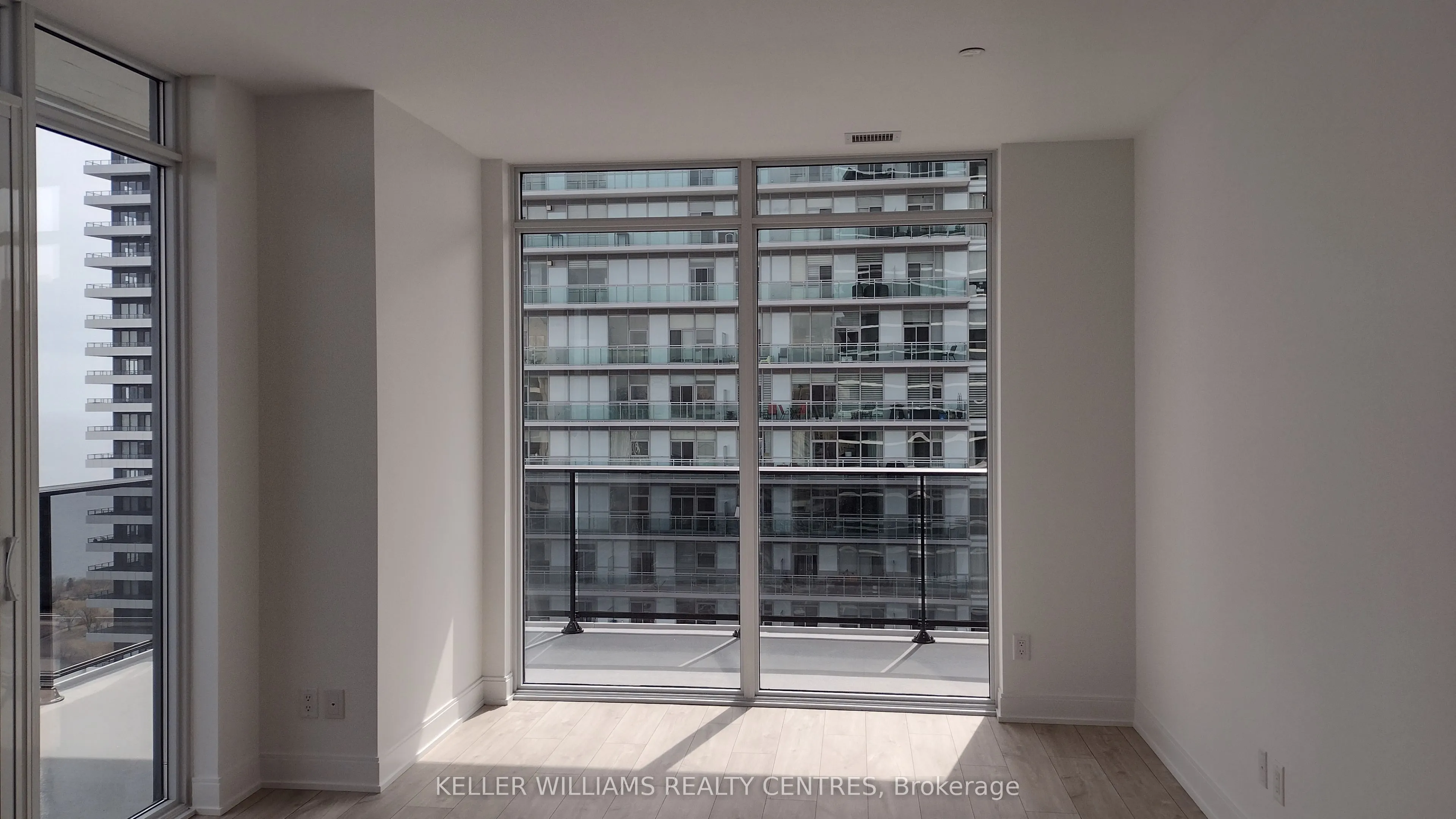 70 Annie Craig Drive, #3806