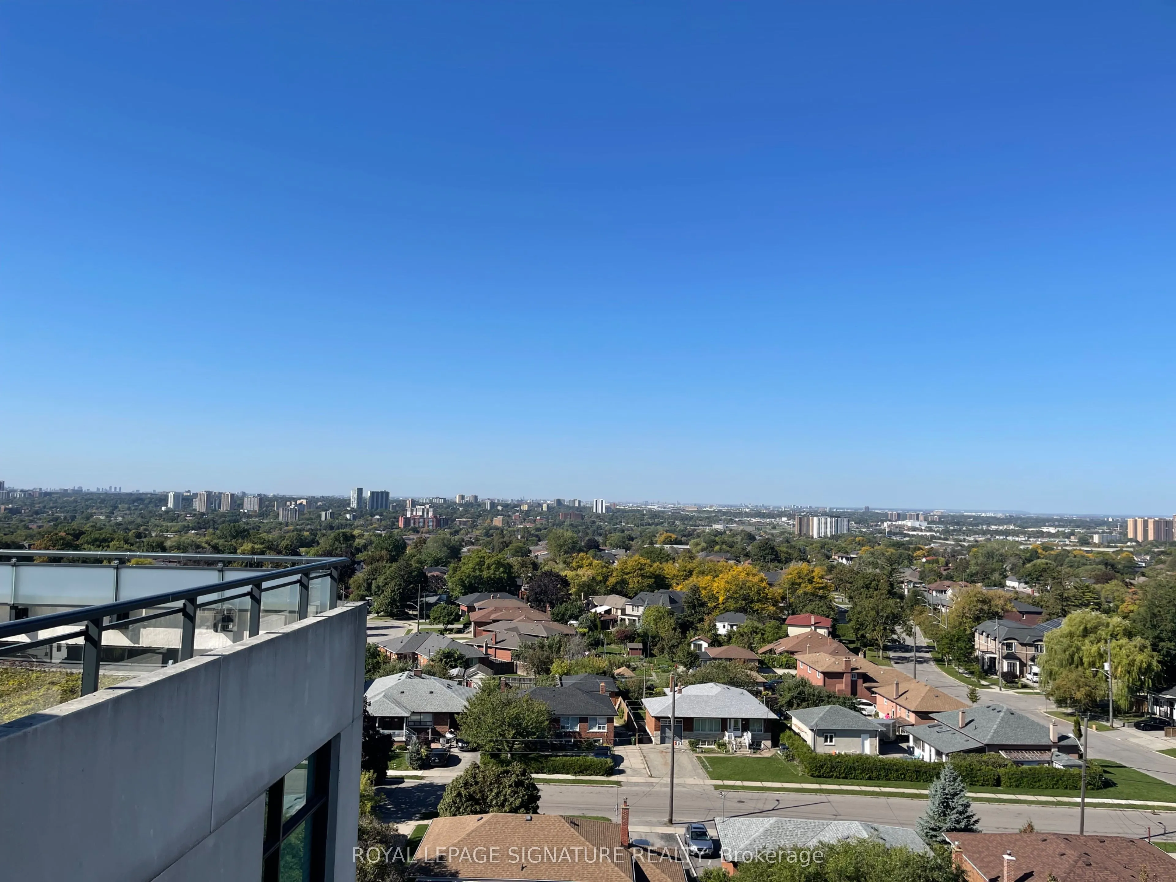 2522 Keele Street, #401