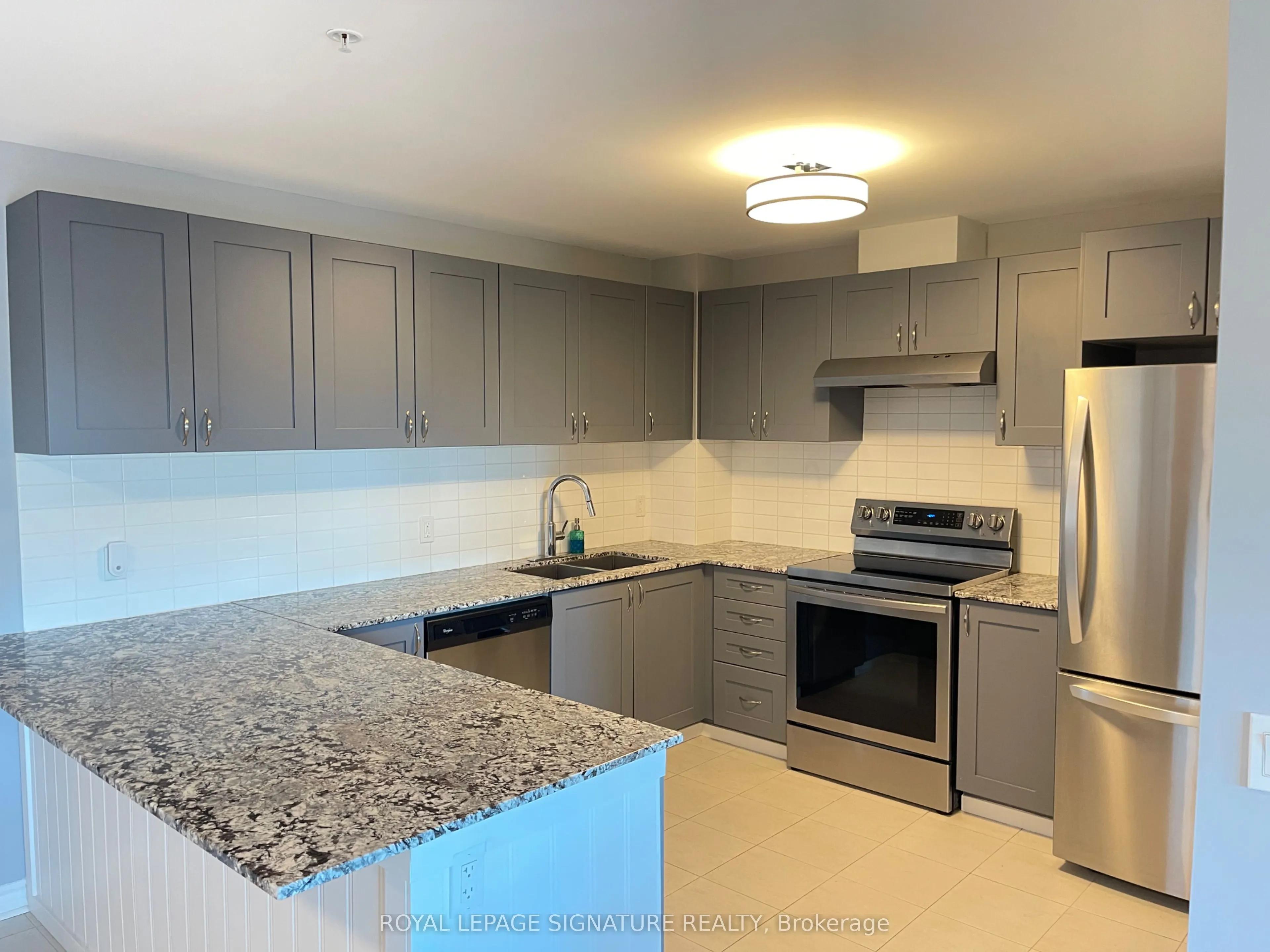 2522 Keele Street, #401