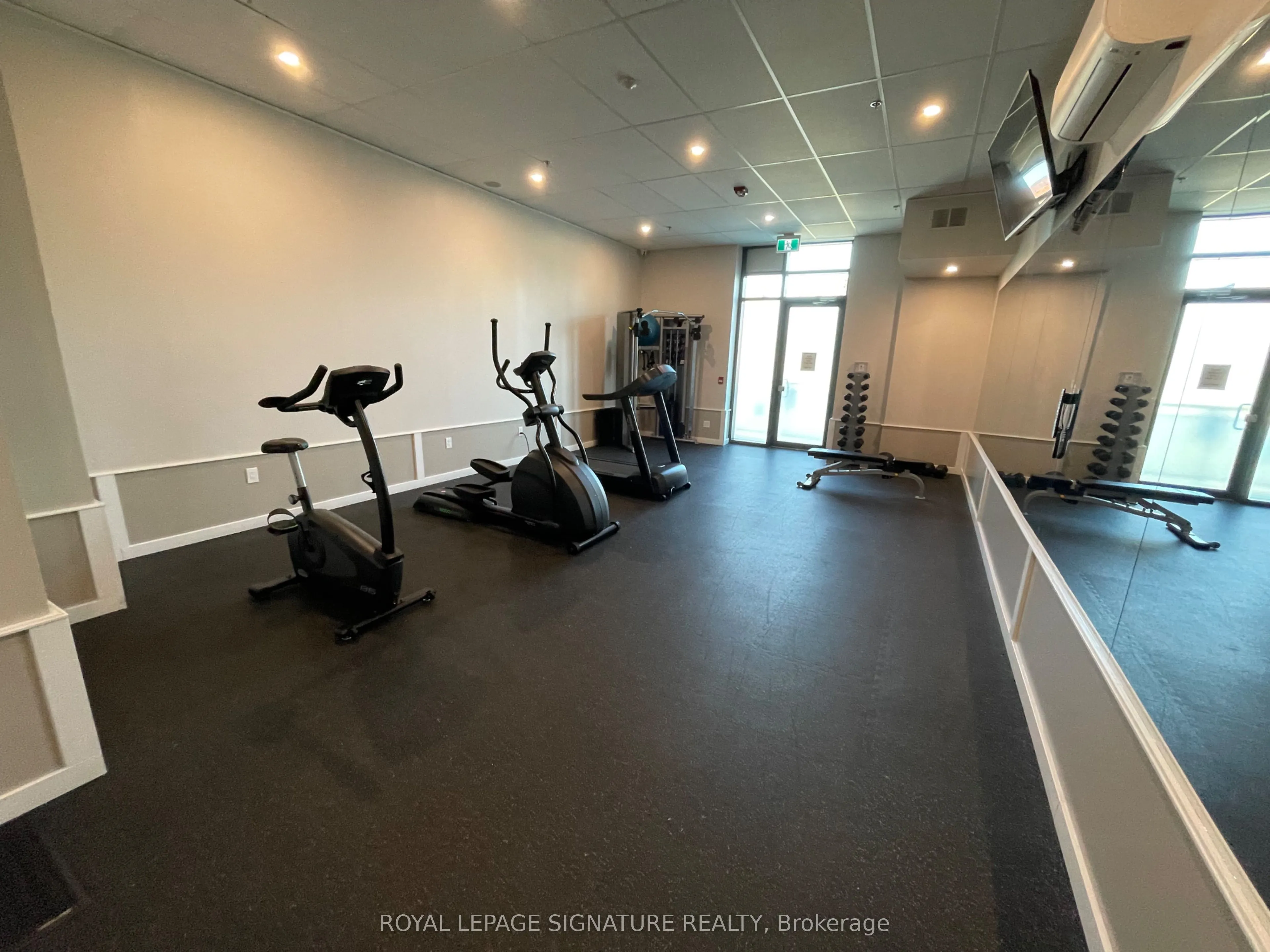 2522 Keele Street, #401