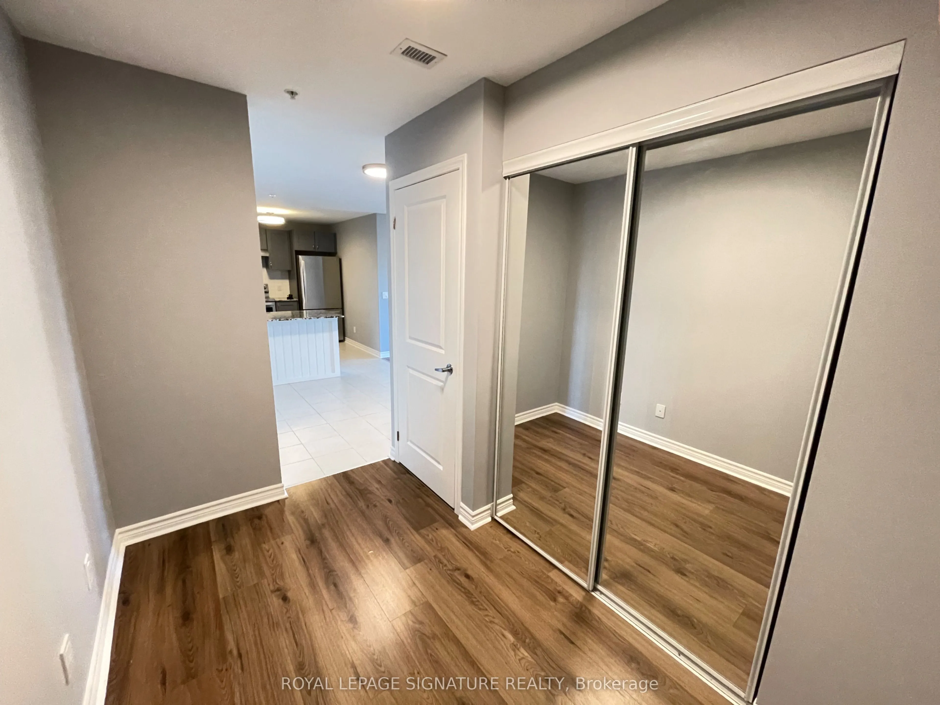 2522 Keele Street, #401