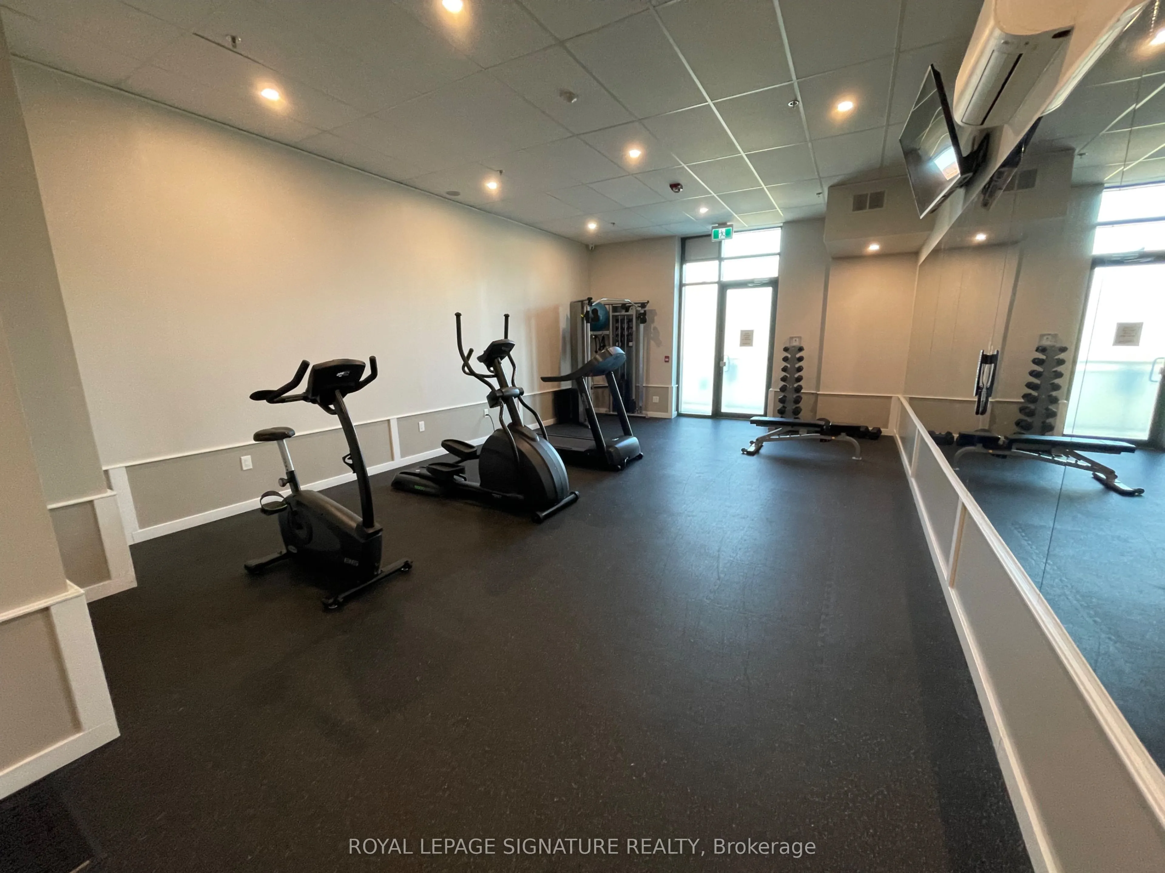 2522 Keele Street, #401