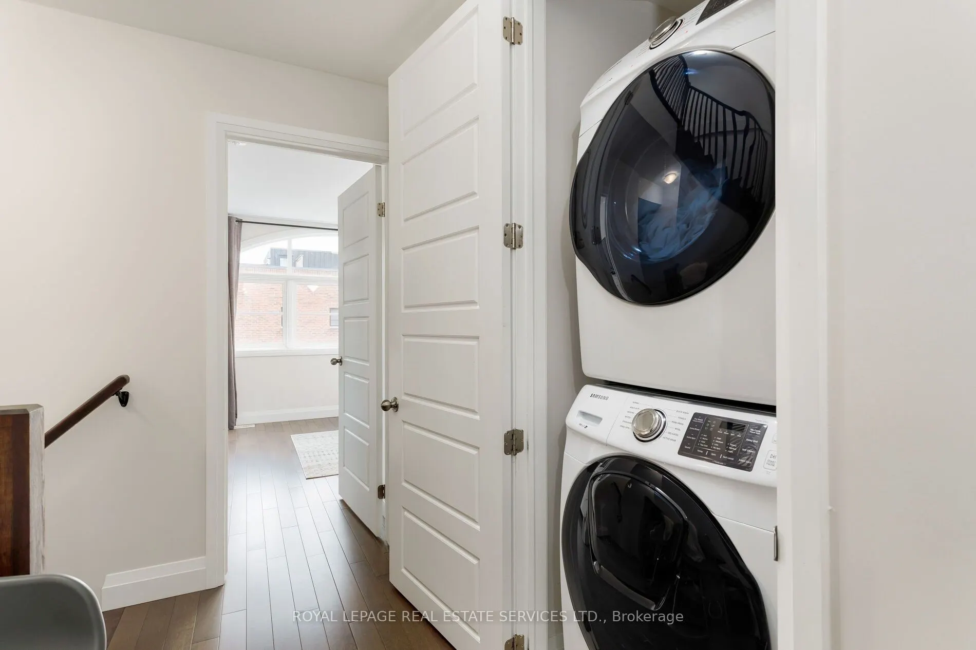 405 Plains Road E, #22