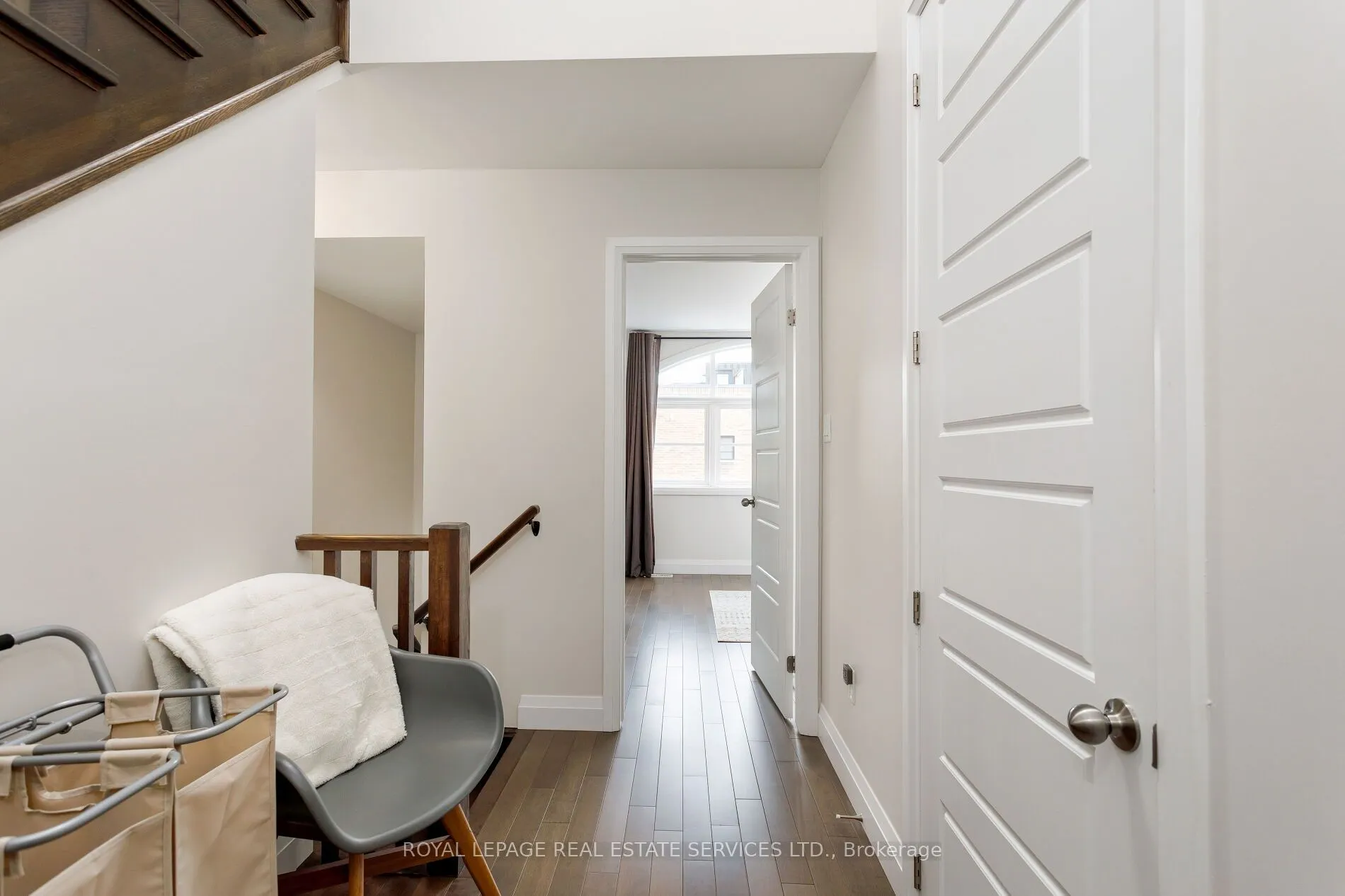 405 Plains Road E, #22