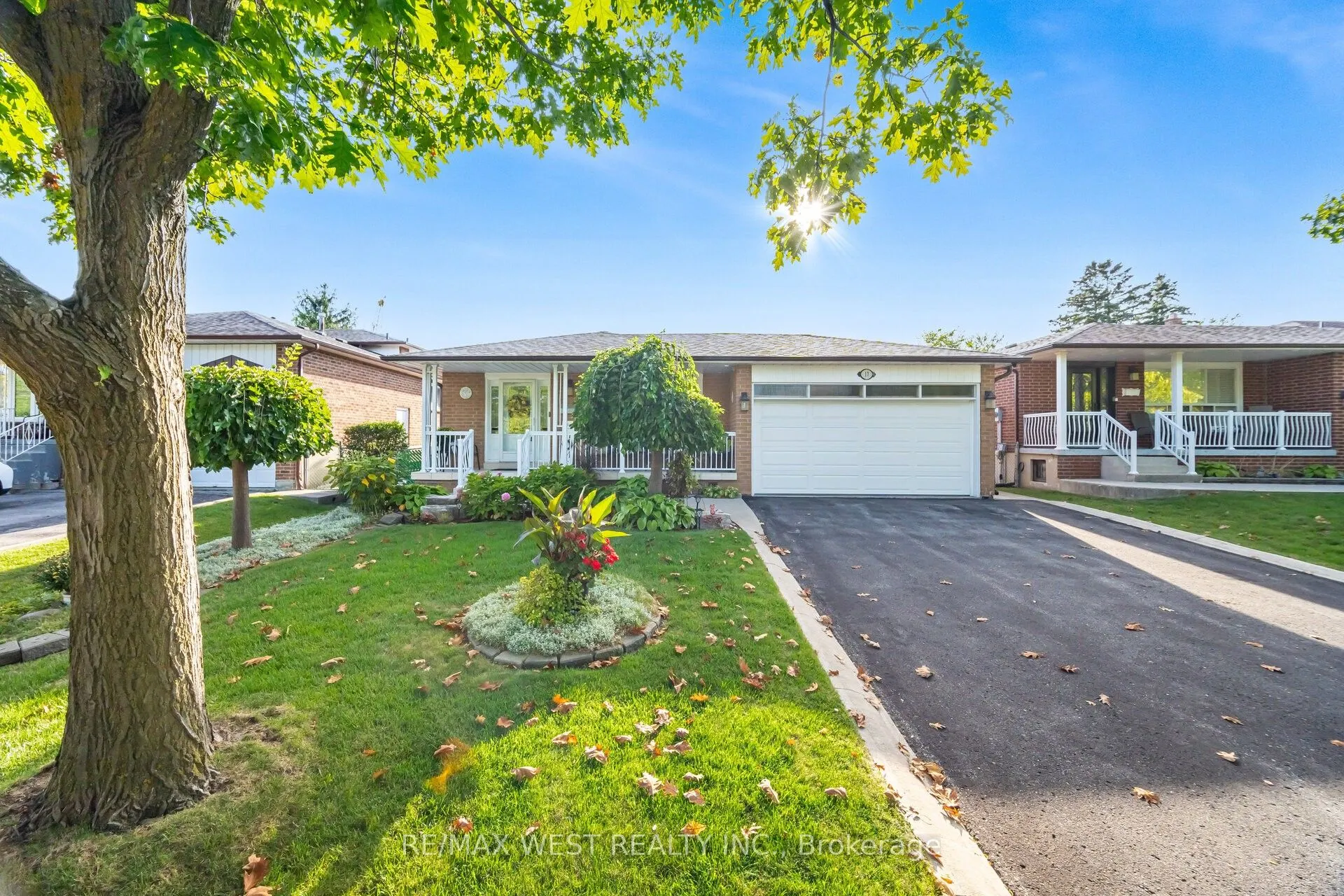 17 Malcolm Crescent