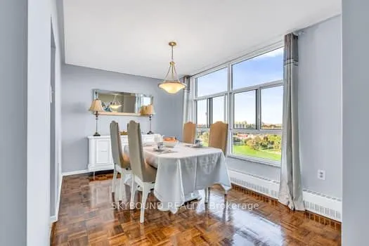 44 Longbourne Drive, #1004