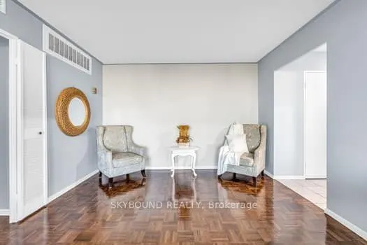 44 Longbourne Drive, #1004