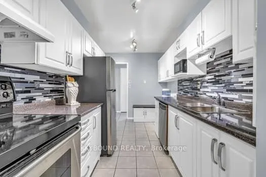 44 Longbourne Drive, #1004