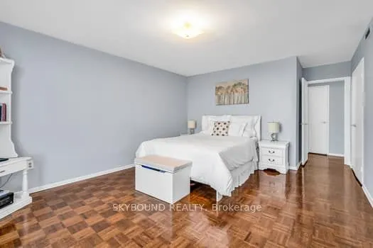 44 Longbourne Drive, #1004