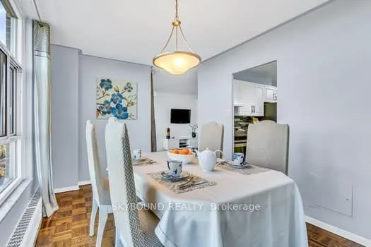 44 Longbourne Drive, #1004