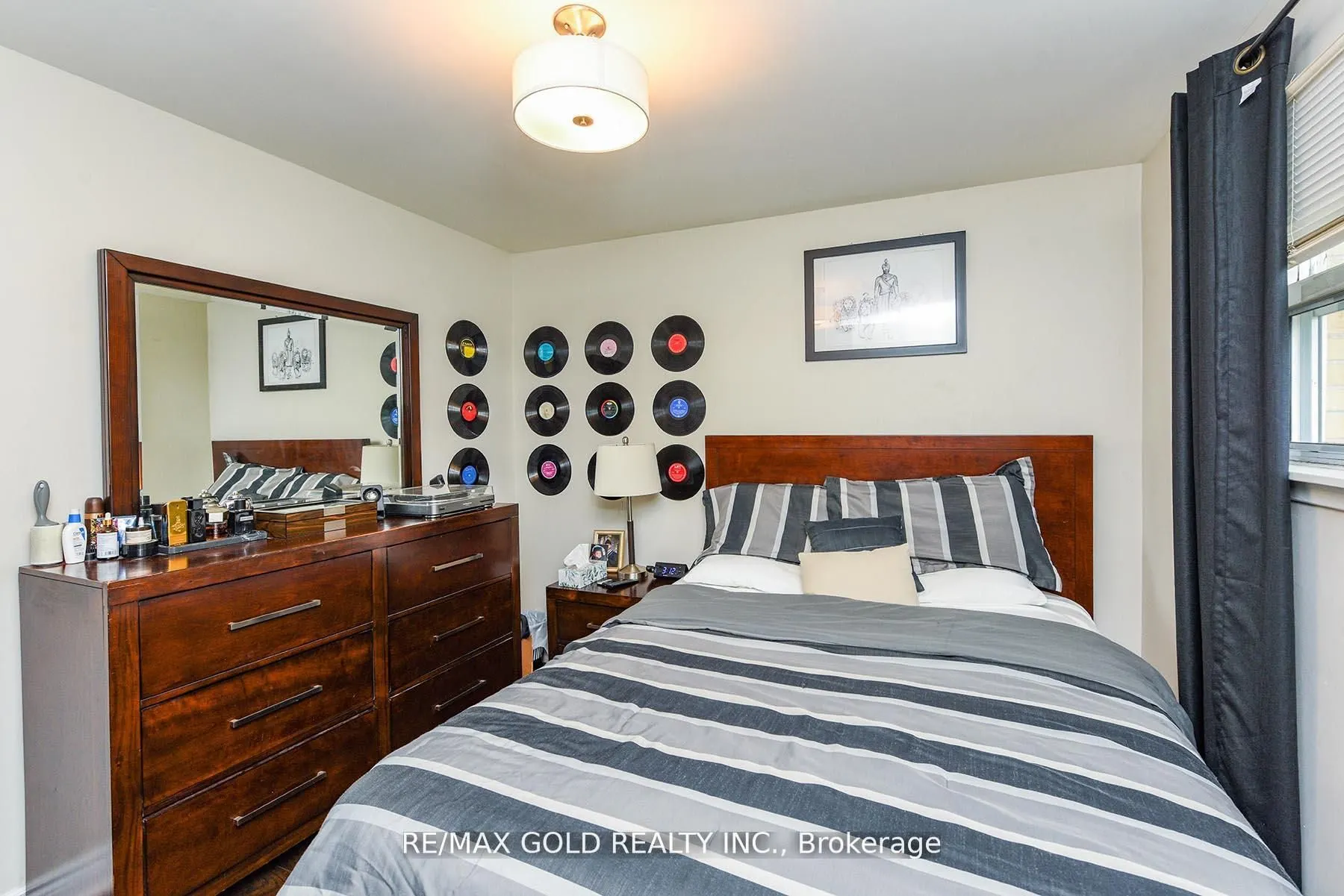 3507 Laddie Crescent