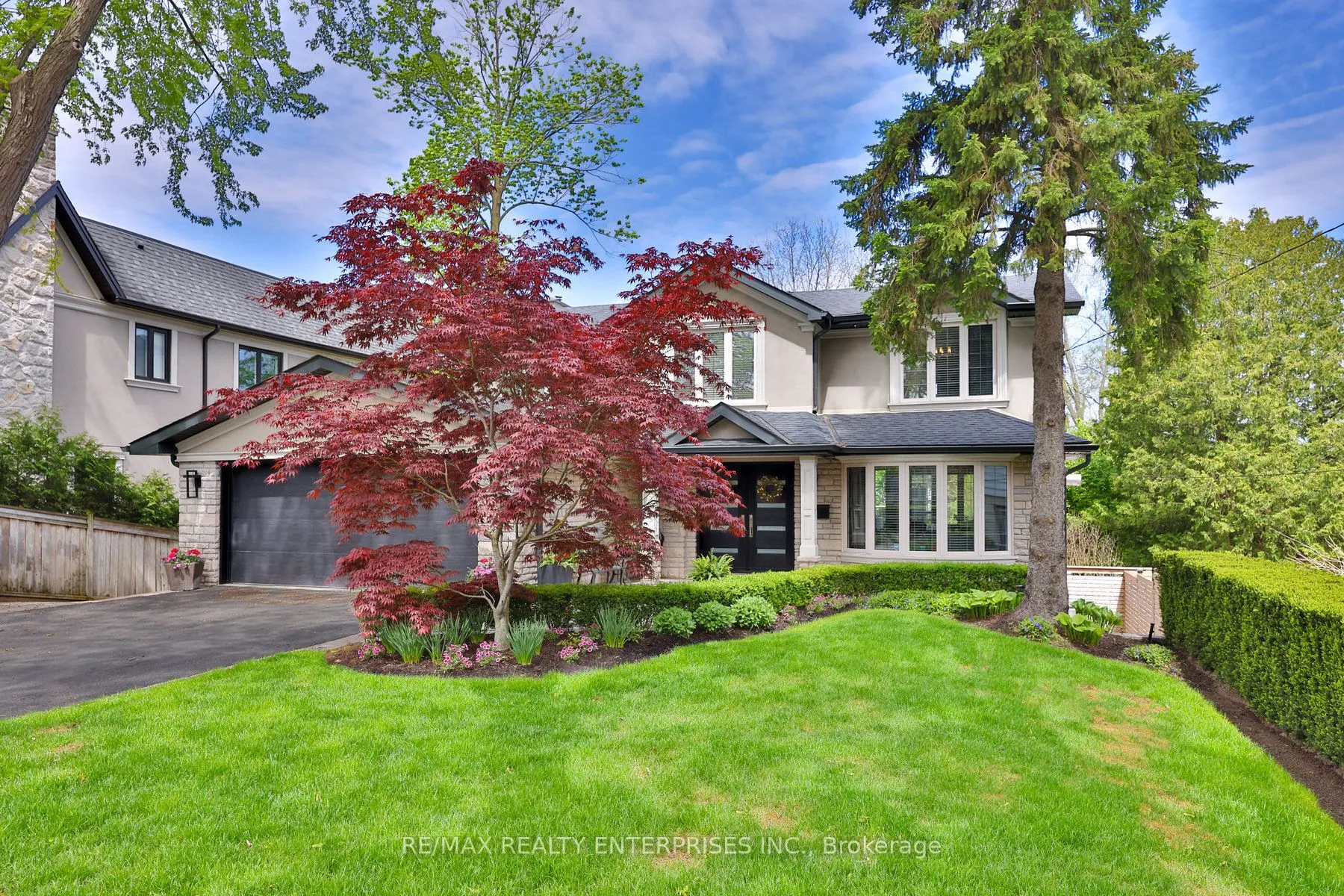1215 Indian Road