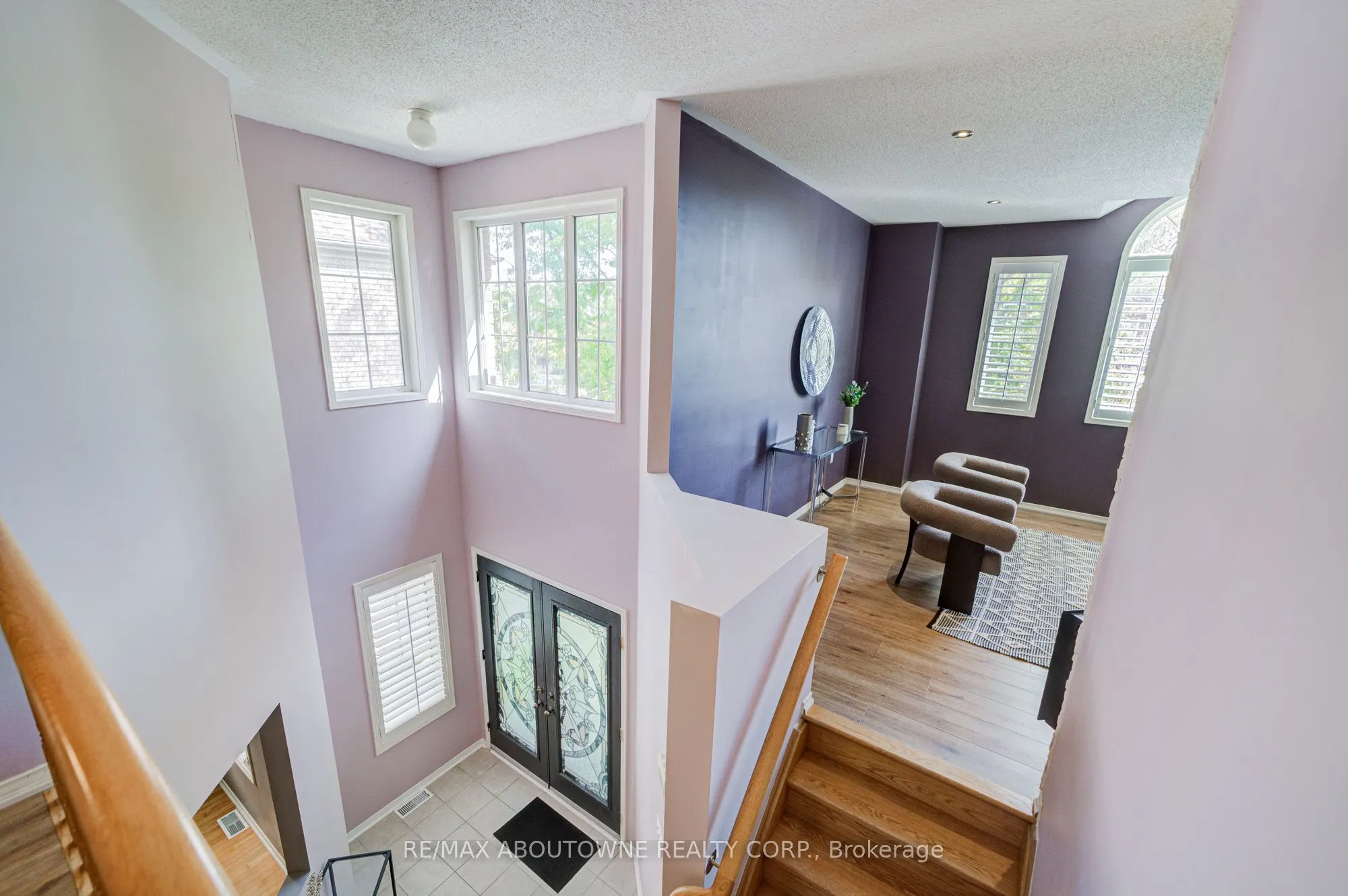 3041 Caulfield Crescent
