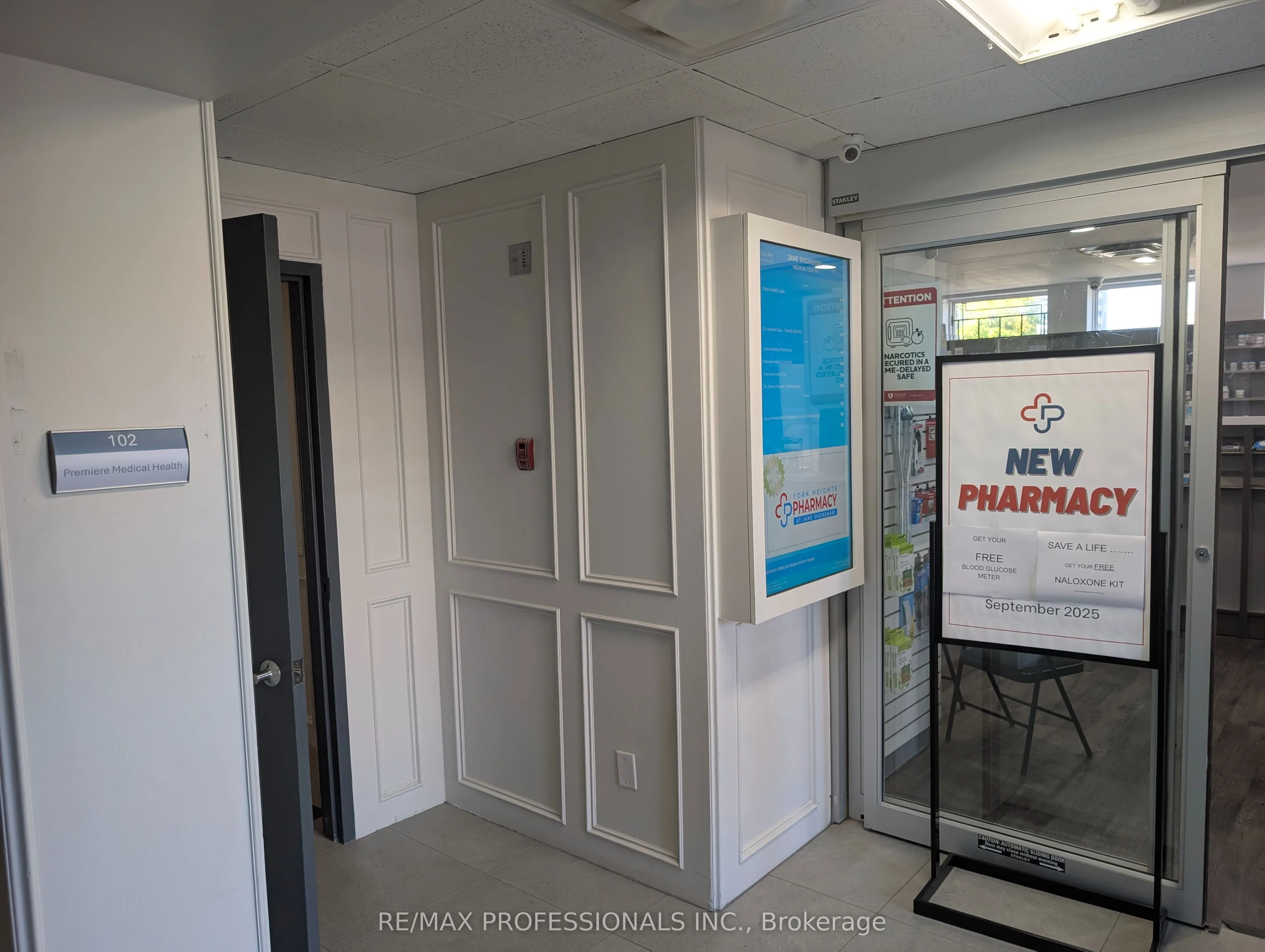 4640 Jane Street, #202