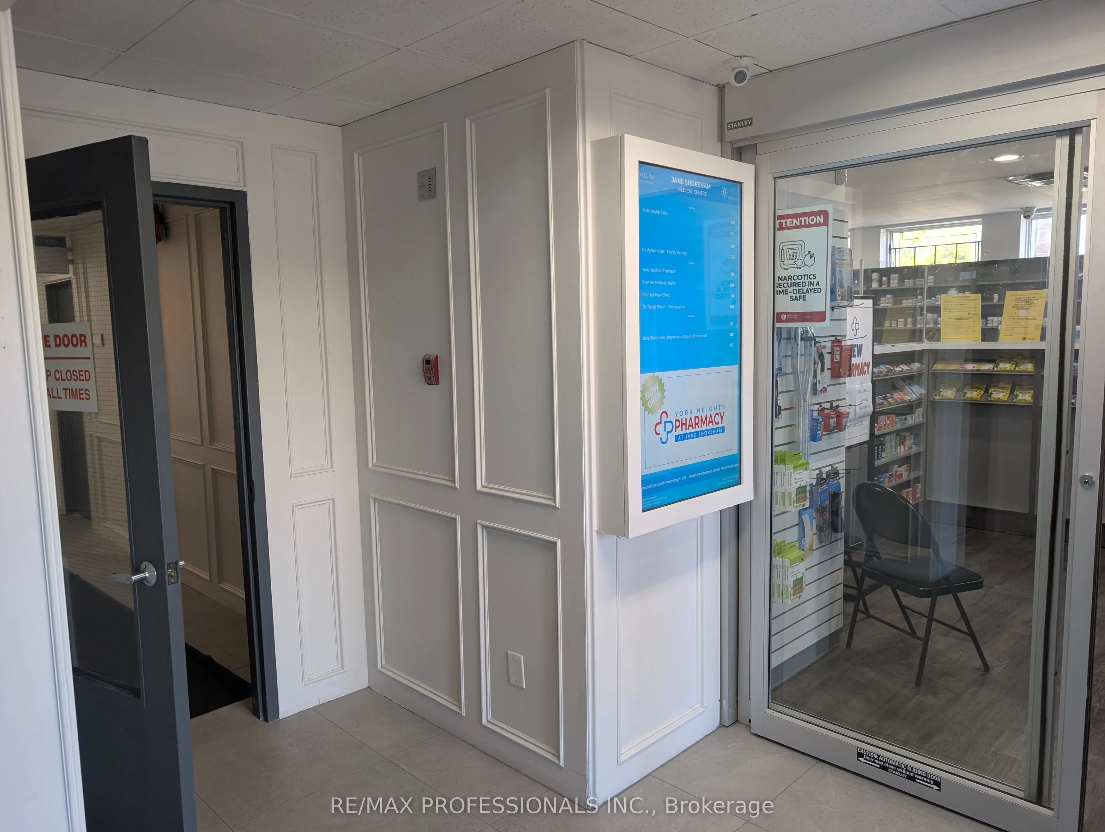 4640 Jane Street, #202