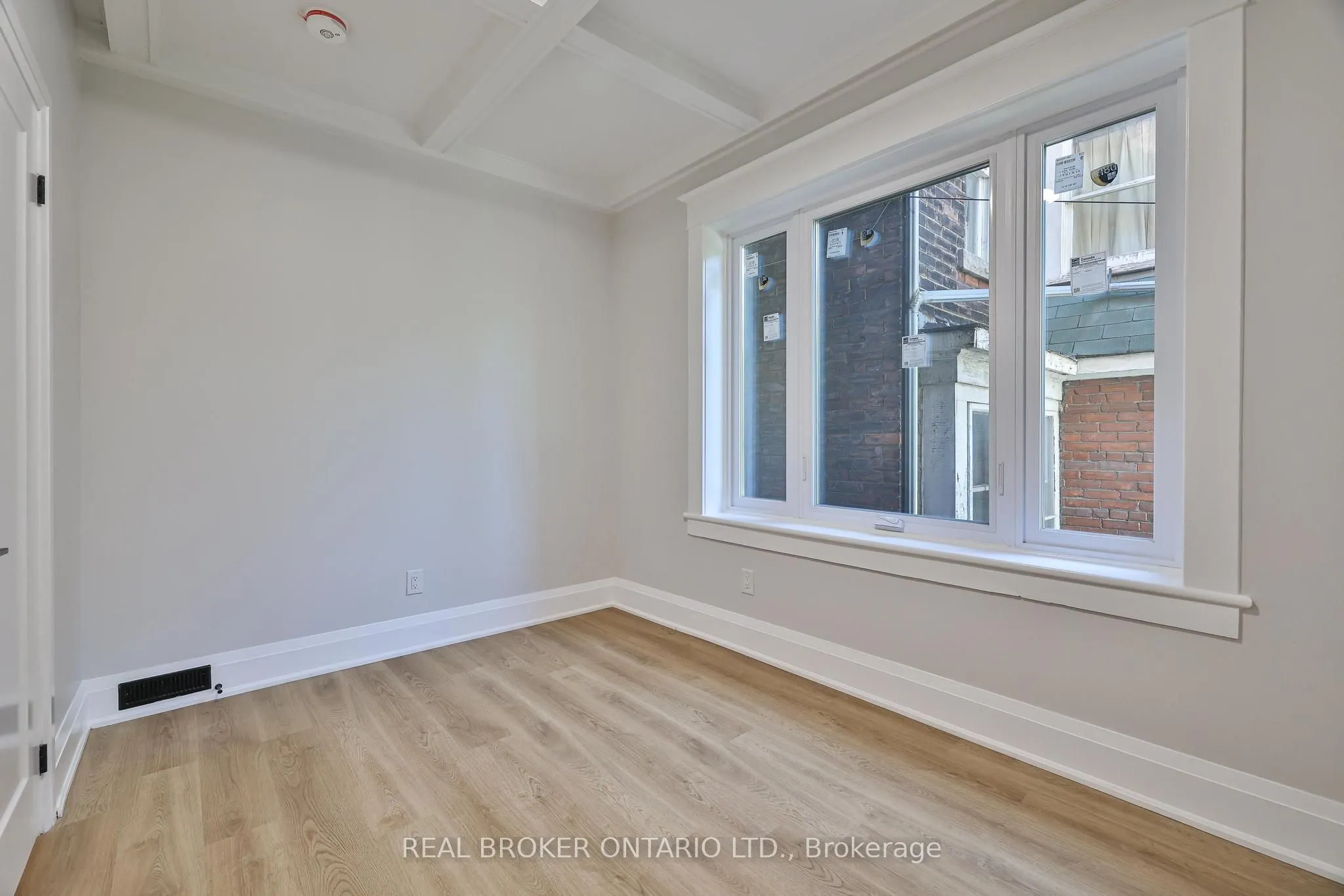 248 Garden Avenue, #Main Floor