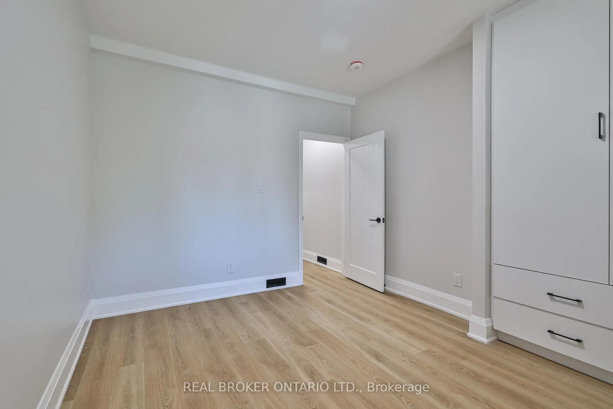 248 Garden Avenue, #Main Floor