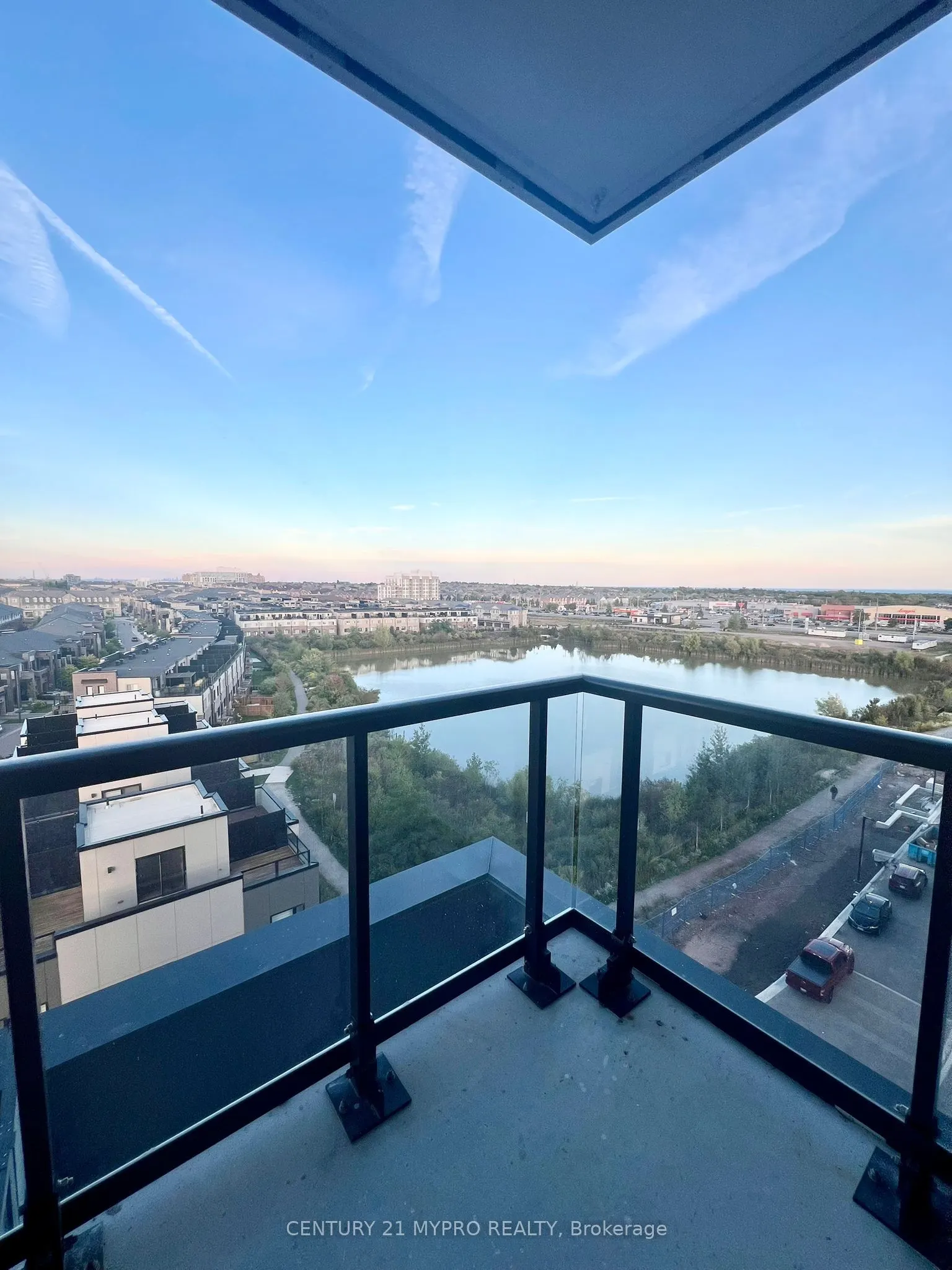 3079 Trafalgar Road, #808