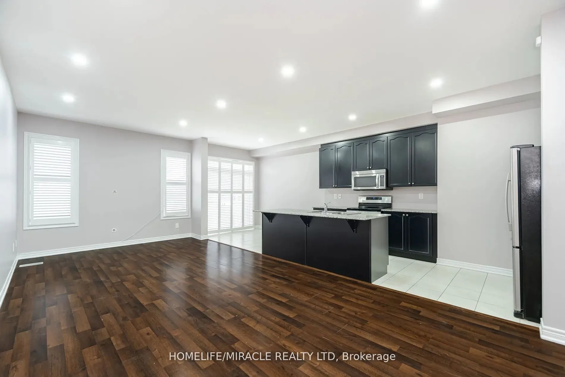 93 Kempenfelt Trail