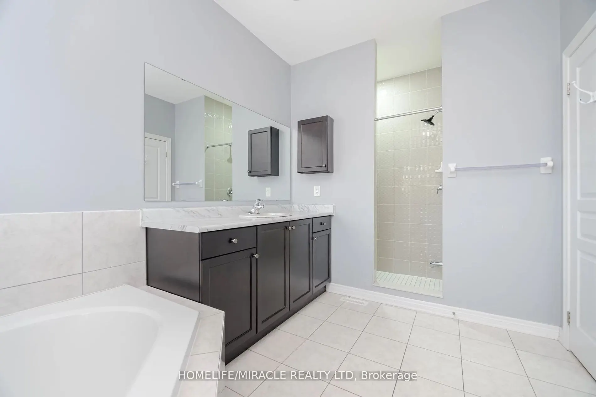 93 Kempenfelt Trail