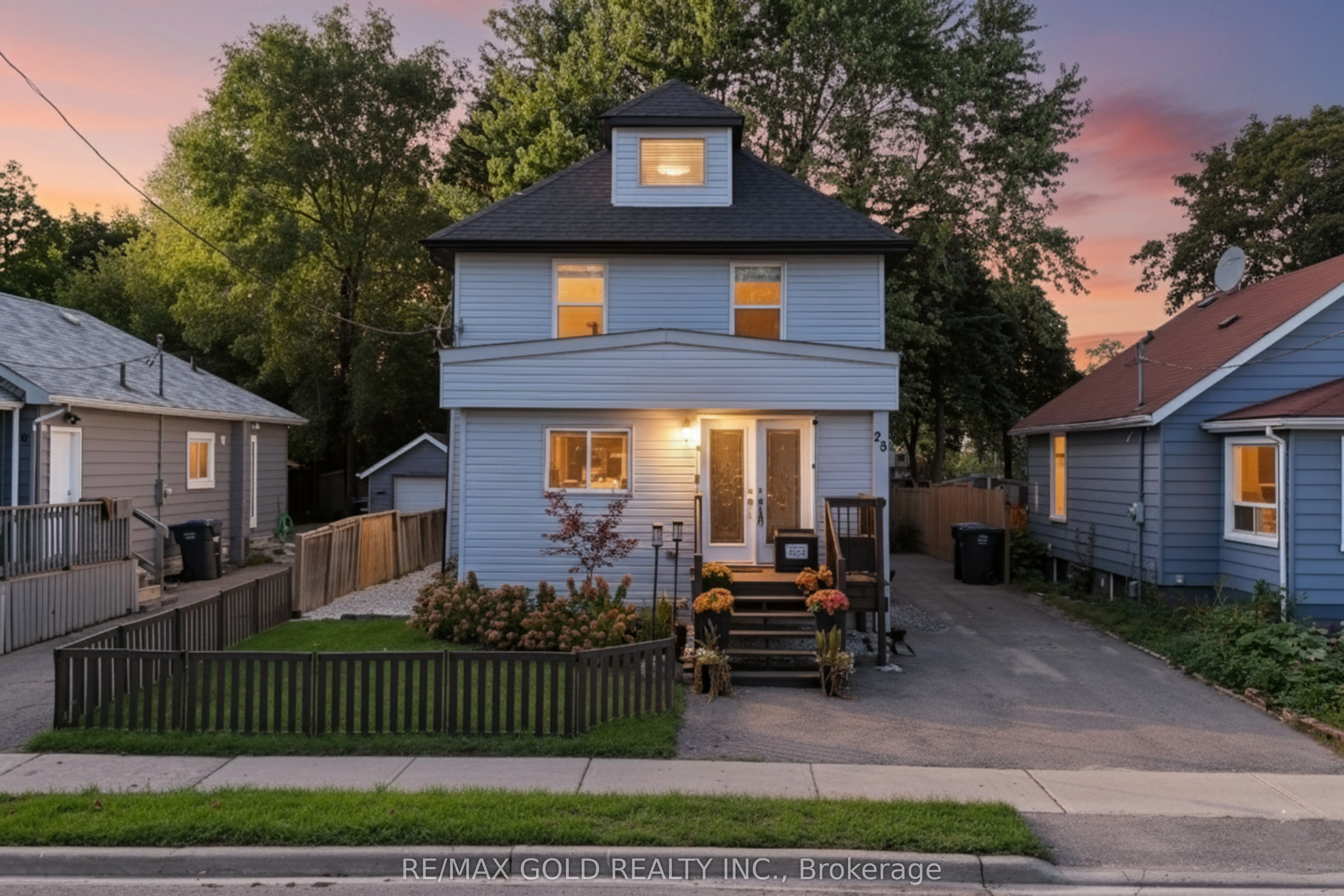 28 Royce Avenue