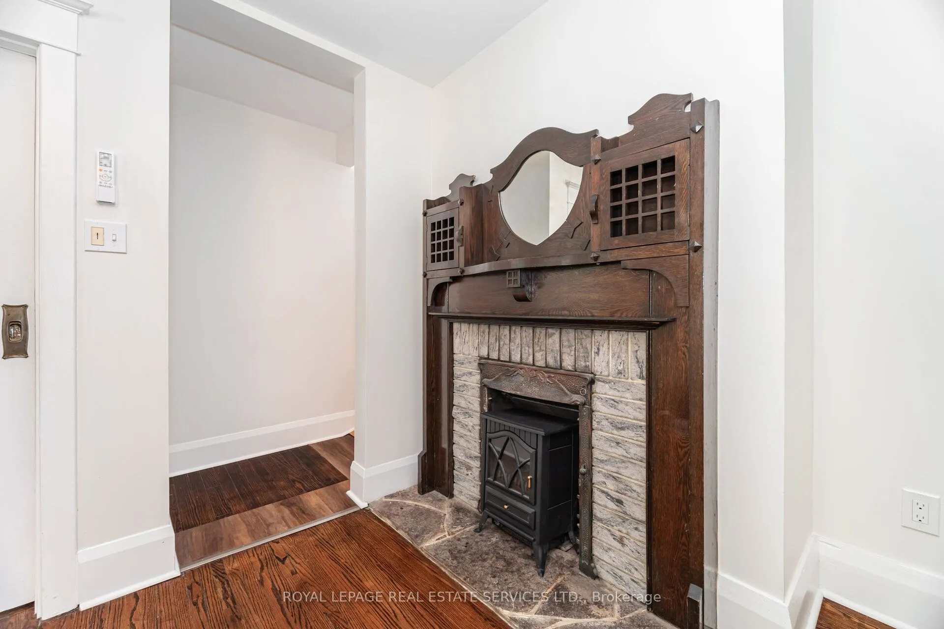 379 Parkside Drive, ##1