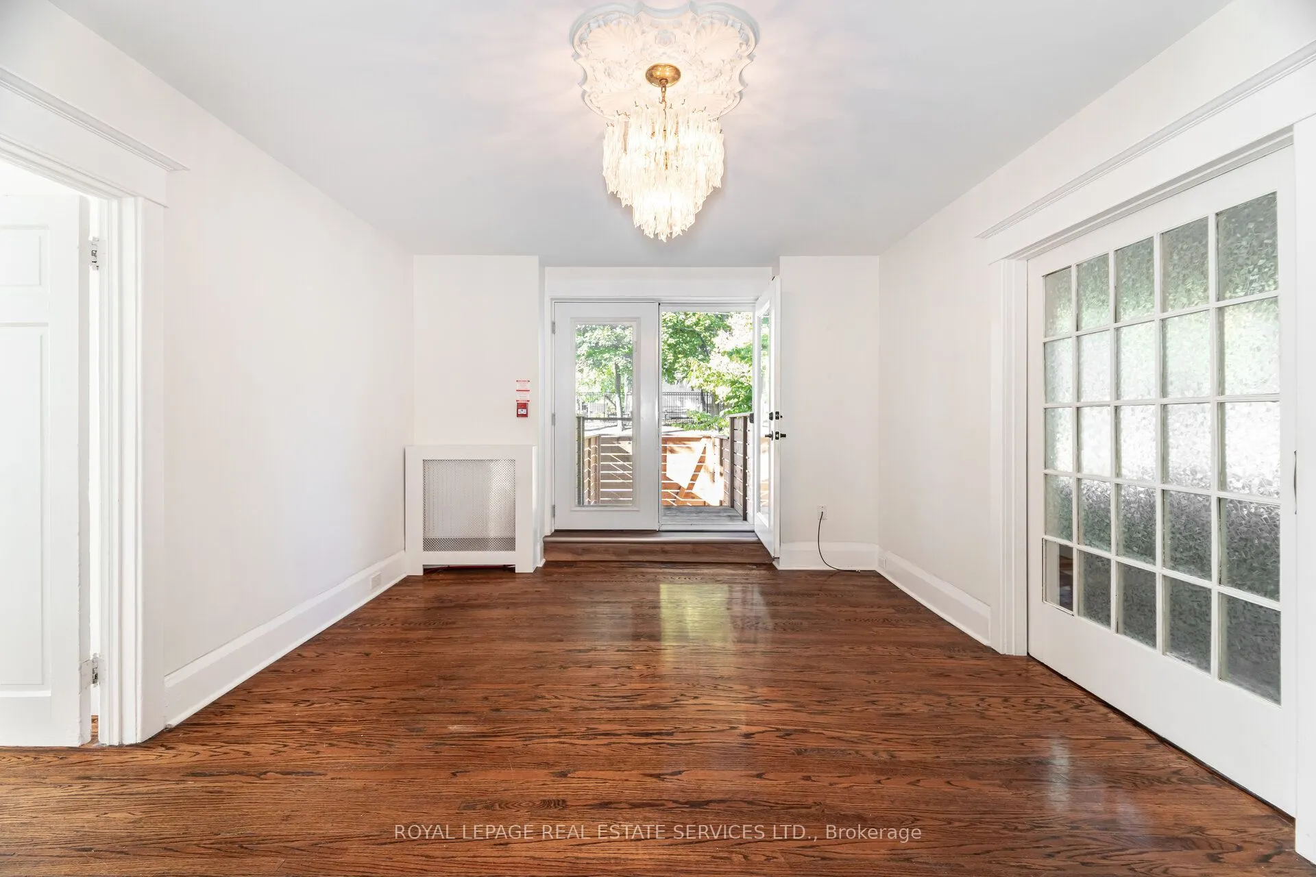 379 Parkside Drive, ##1