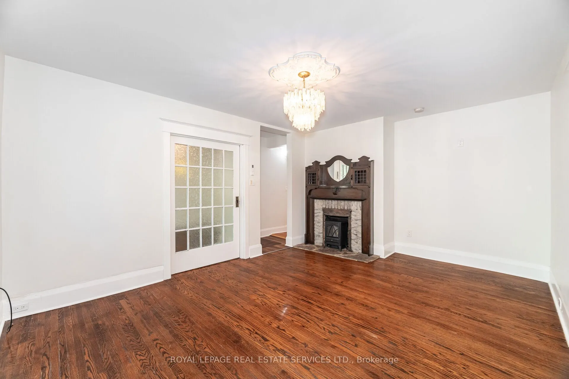 379 Parkside Drive, ##1