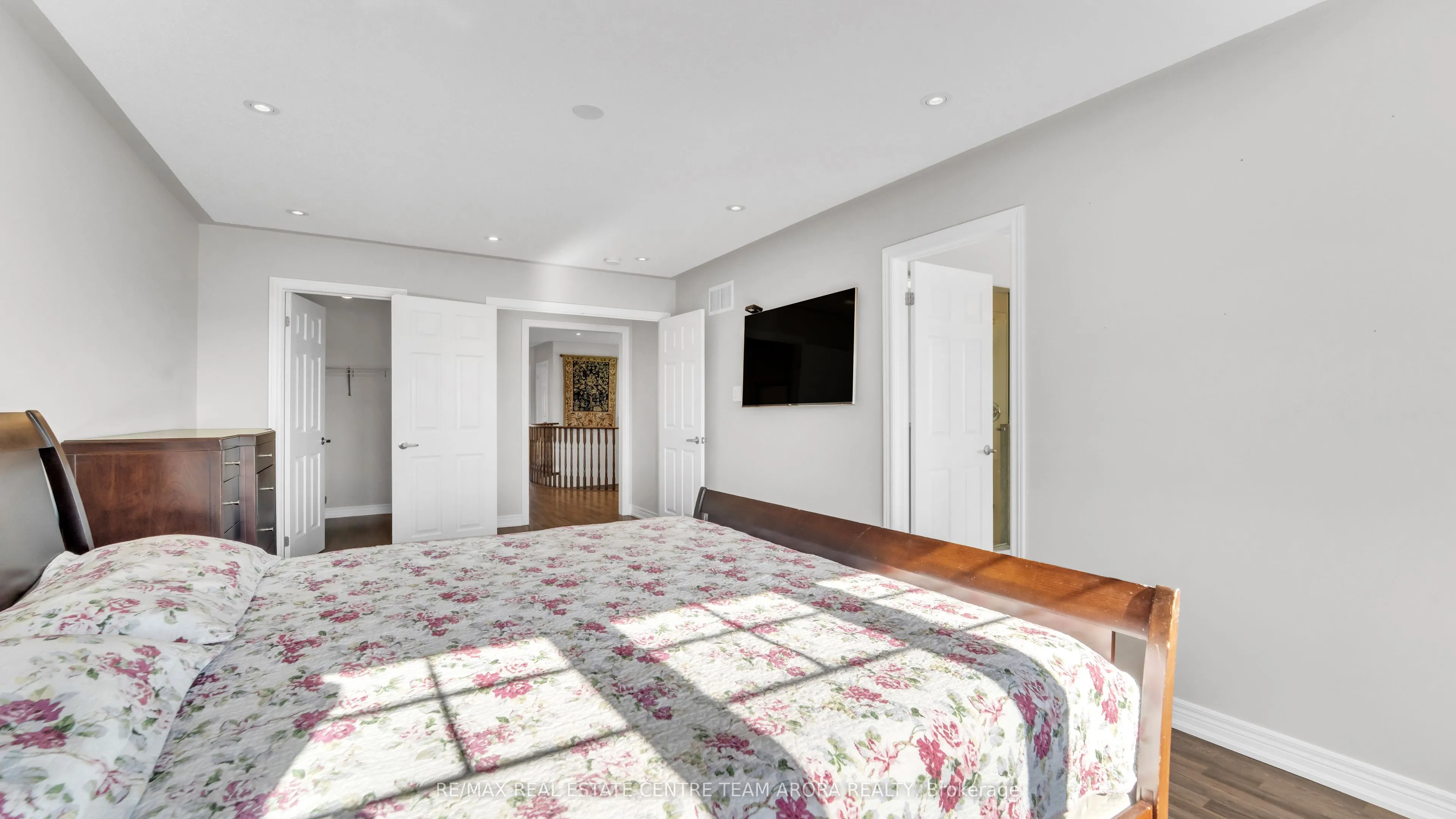 232 Sky Harbour Drive