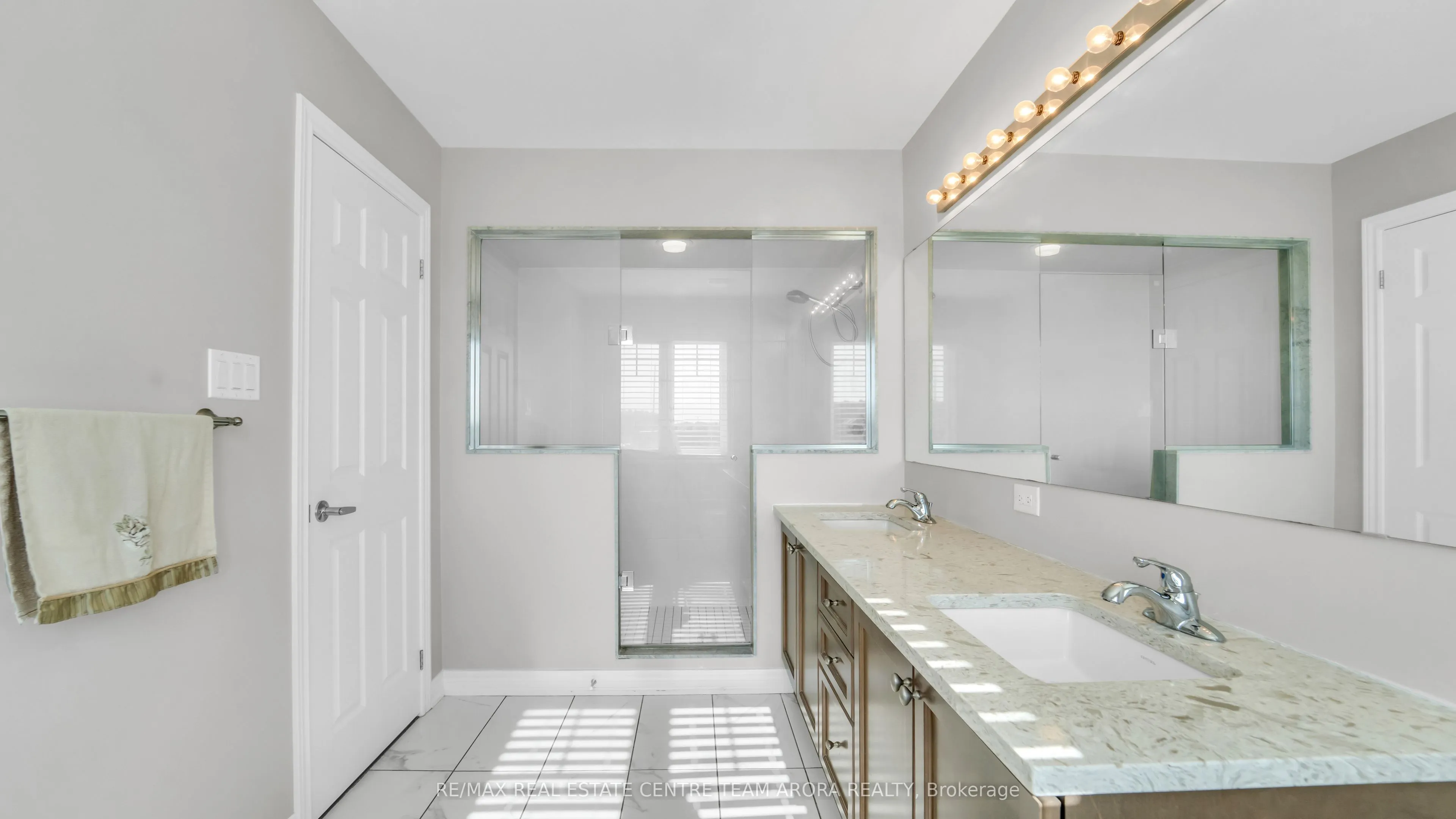 232 Sky Harbour Drive