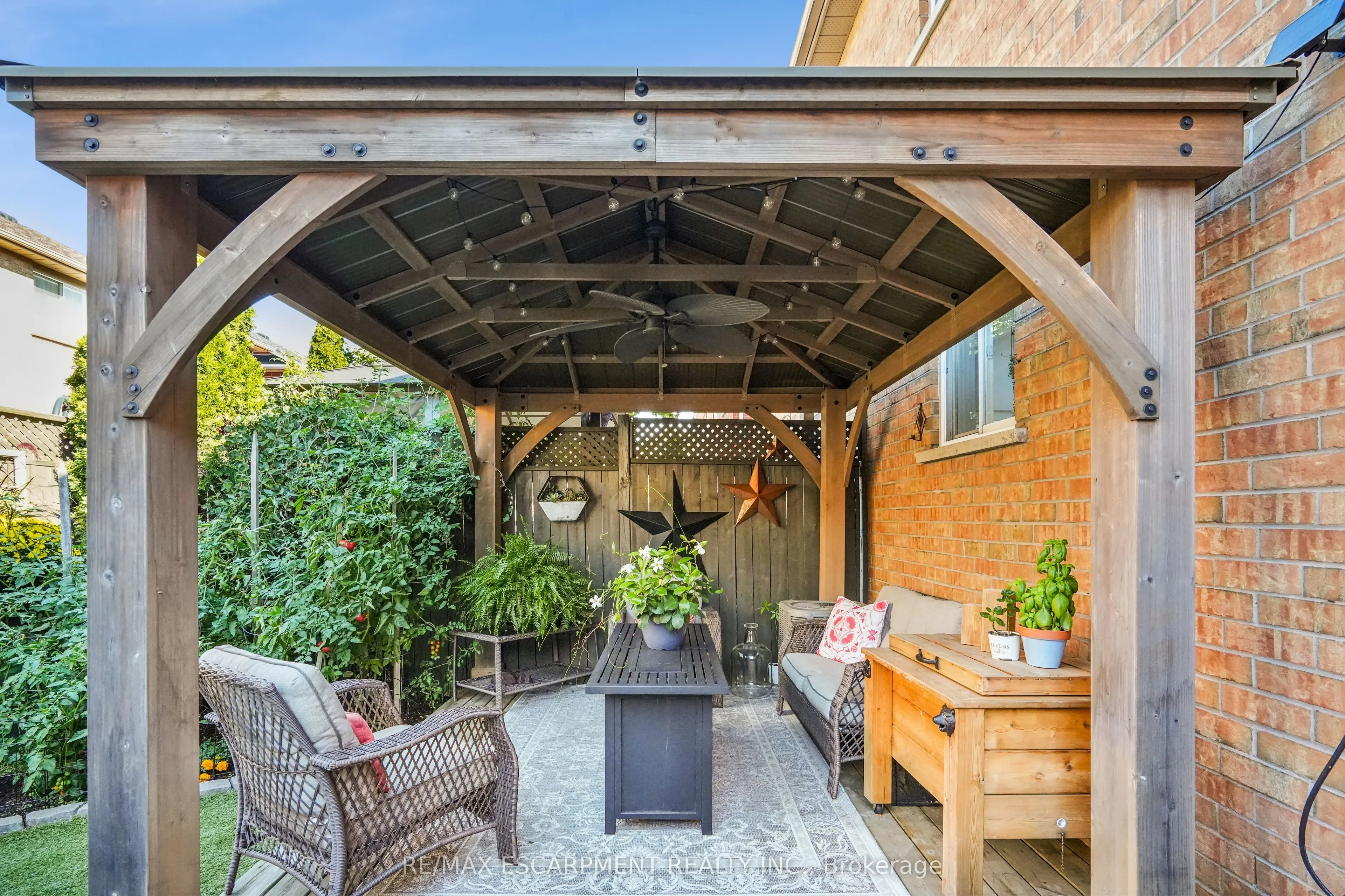 46 Dawson Crescent